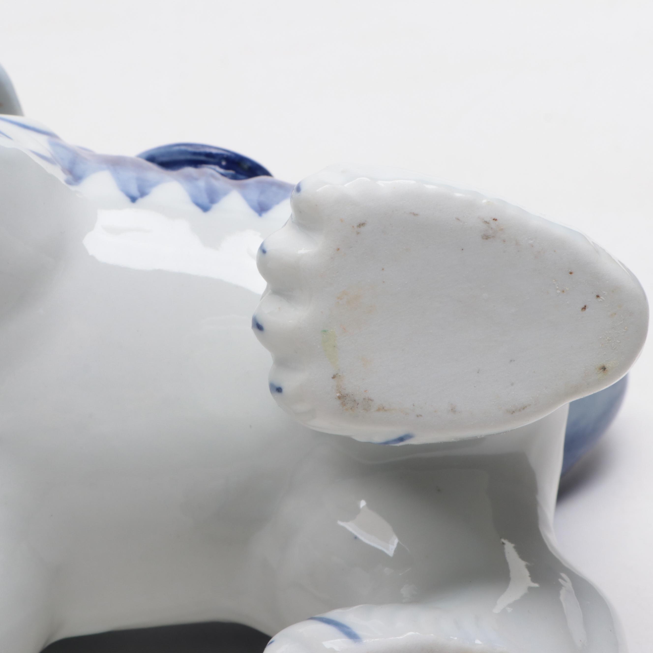 Chinese Double Happiness Ginger Jar with Guardian Lion Figure