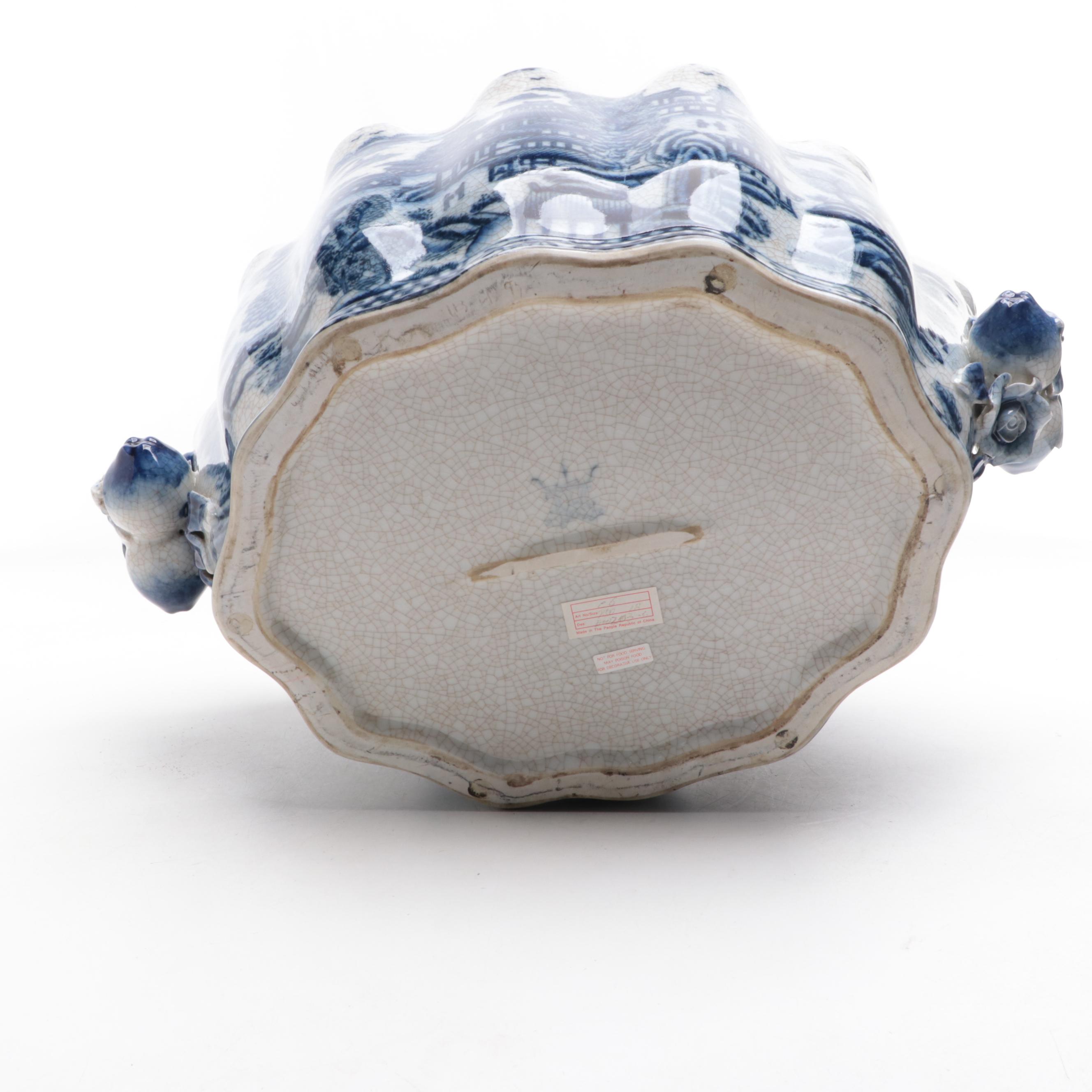 Chinese Crackled Finish Blue and White Porcelain Bowl