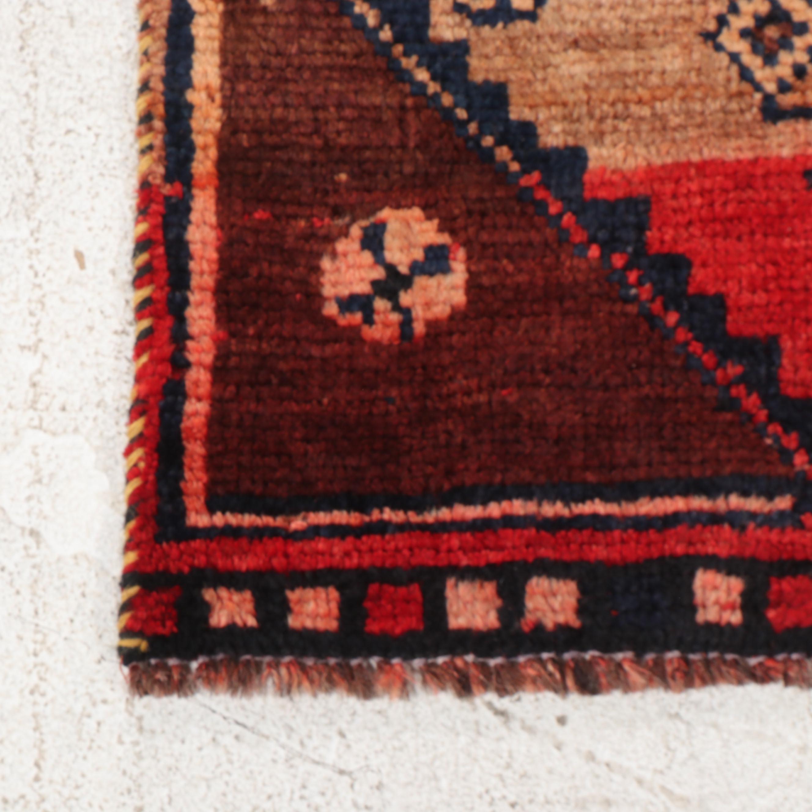 3'3 x 8' Hand-Knotted Persian Shiraz Area Long Rug