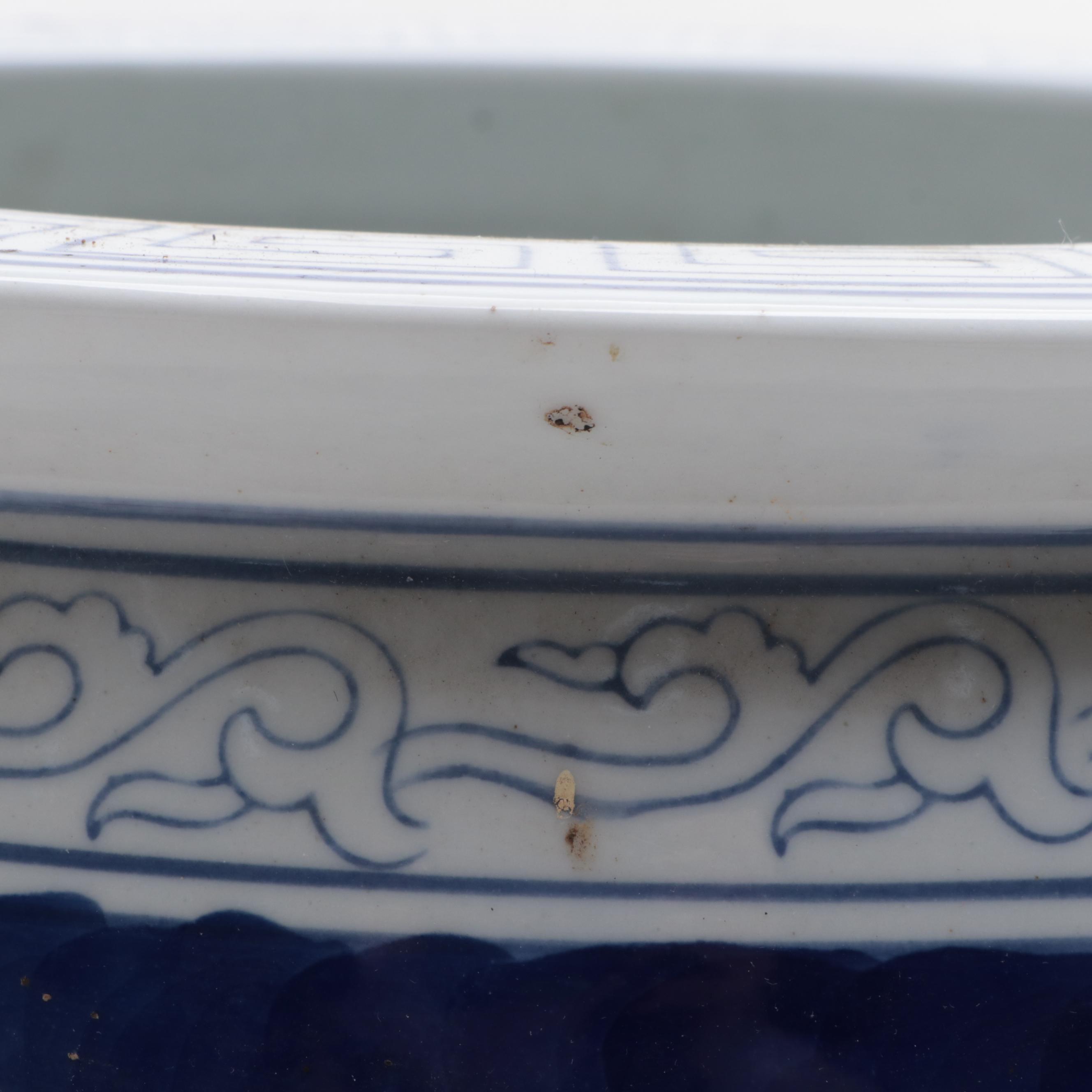 Chinese Blue and White Porcelain Jardinière