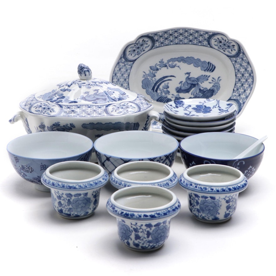 Furnivals "Old Chelsea" Earthenware Tureen with Blue and White Tableware