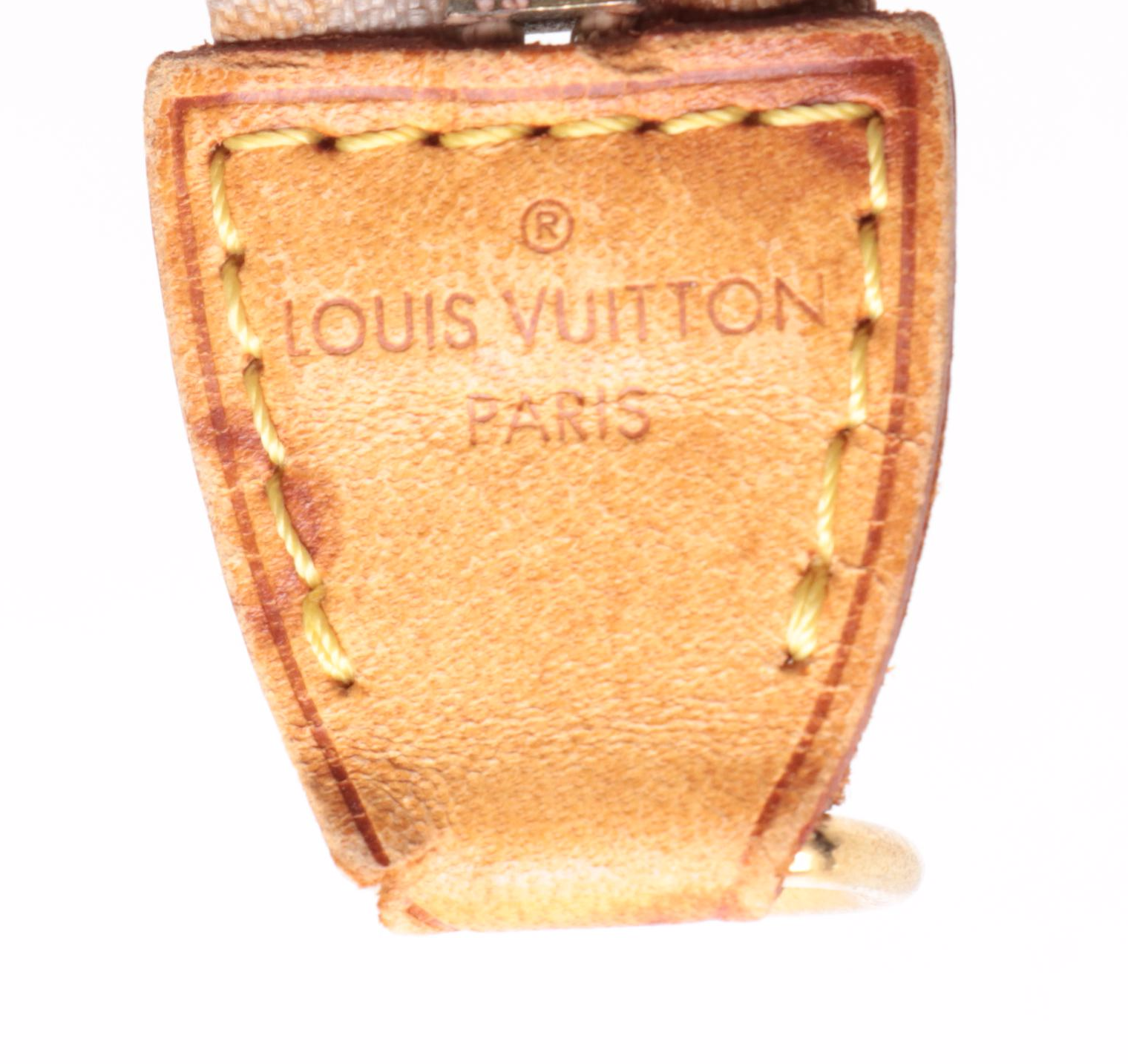 Louis Vuitton Cabas PM Tote in Ecrú Antigua Canvas