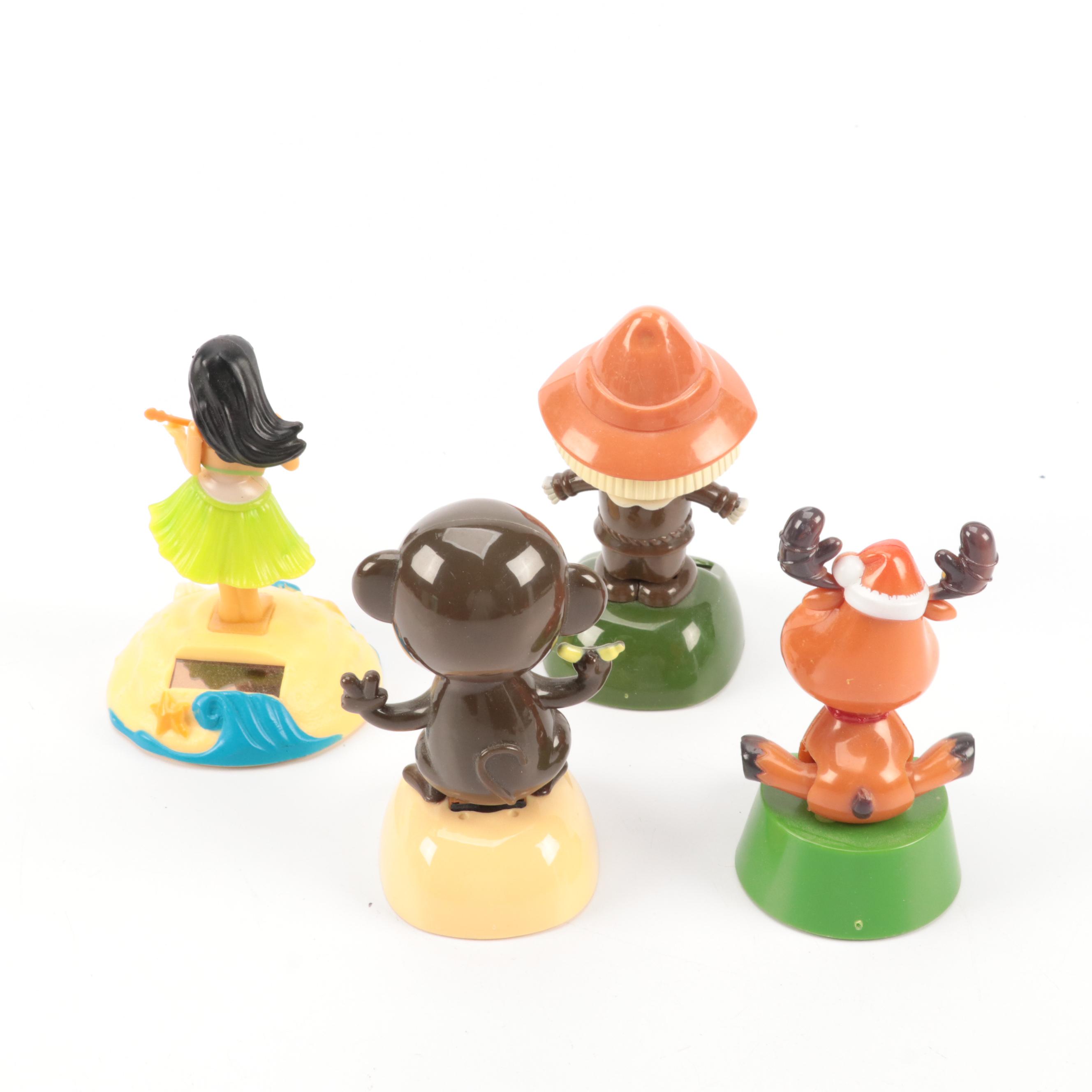 Holly Glass Party Lites Light Bulbs with Solar Power Dancing Figures