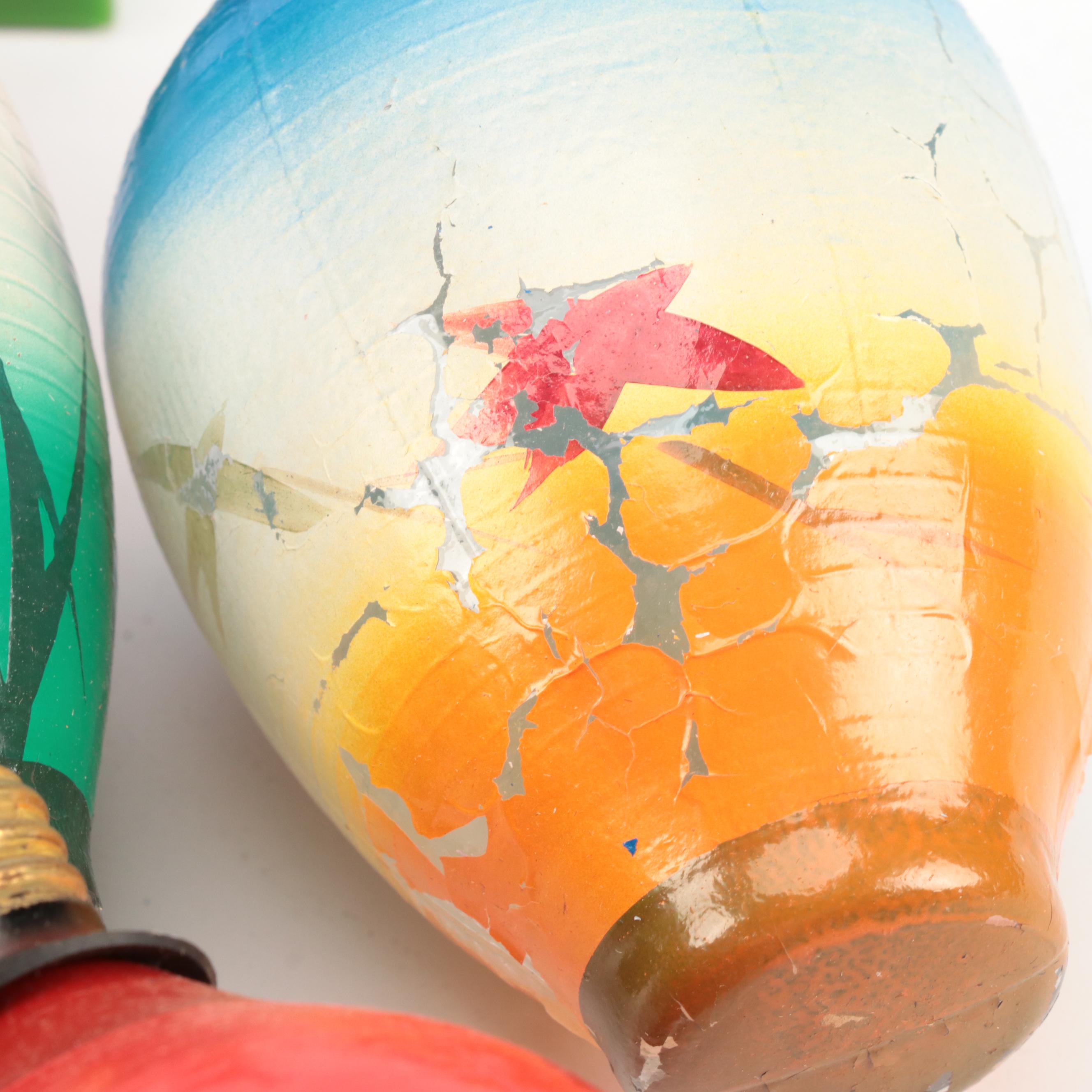 Holly Glass Party Lites Light Bulbs with Solar Power Dancing Figures