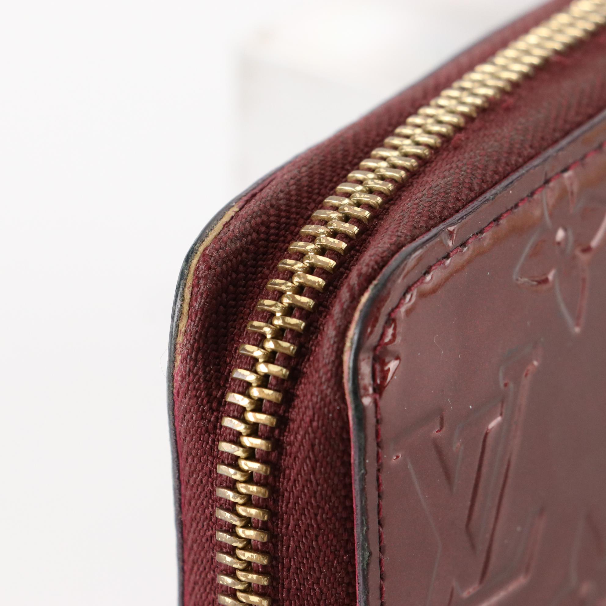 Louis Vuitton Zippy Wallet in Rouge Fauviste Monogram Vernis