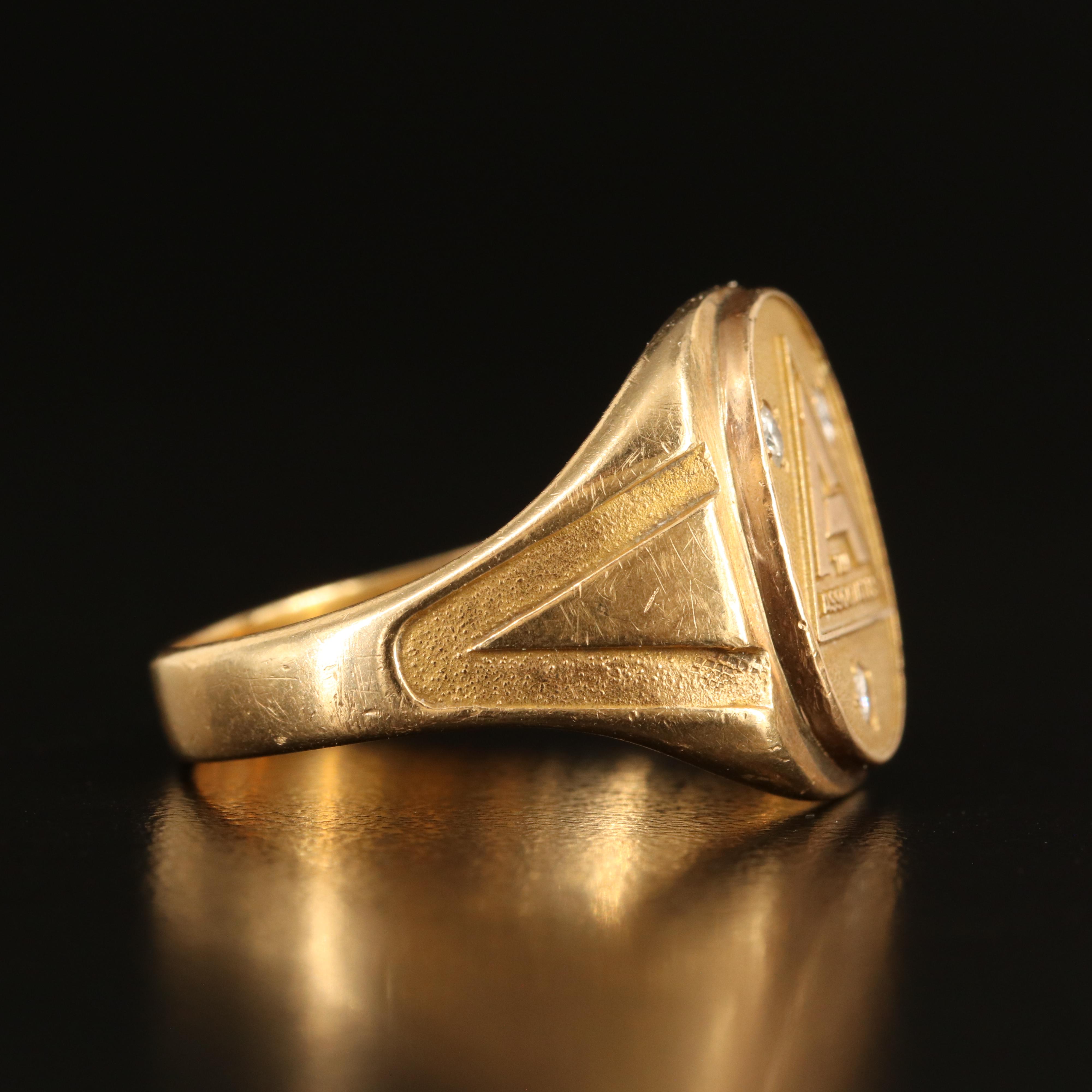 14K 0.12 CTW Diamond Signet Ring