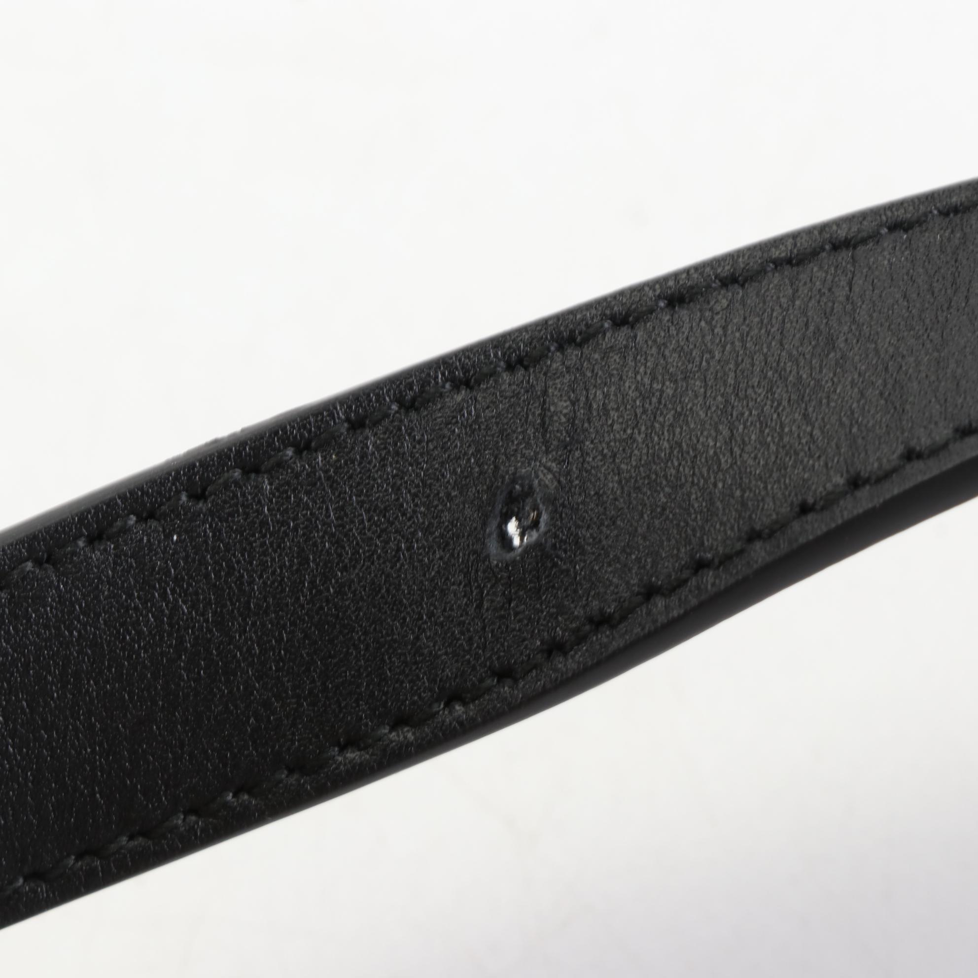 Gucci Slim Belt in Black Leather with GG Buckle