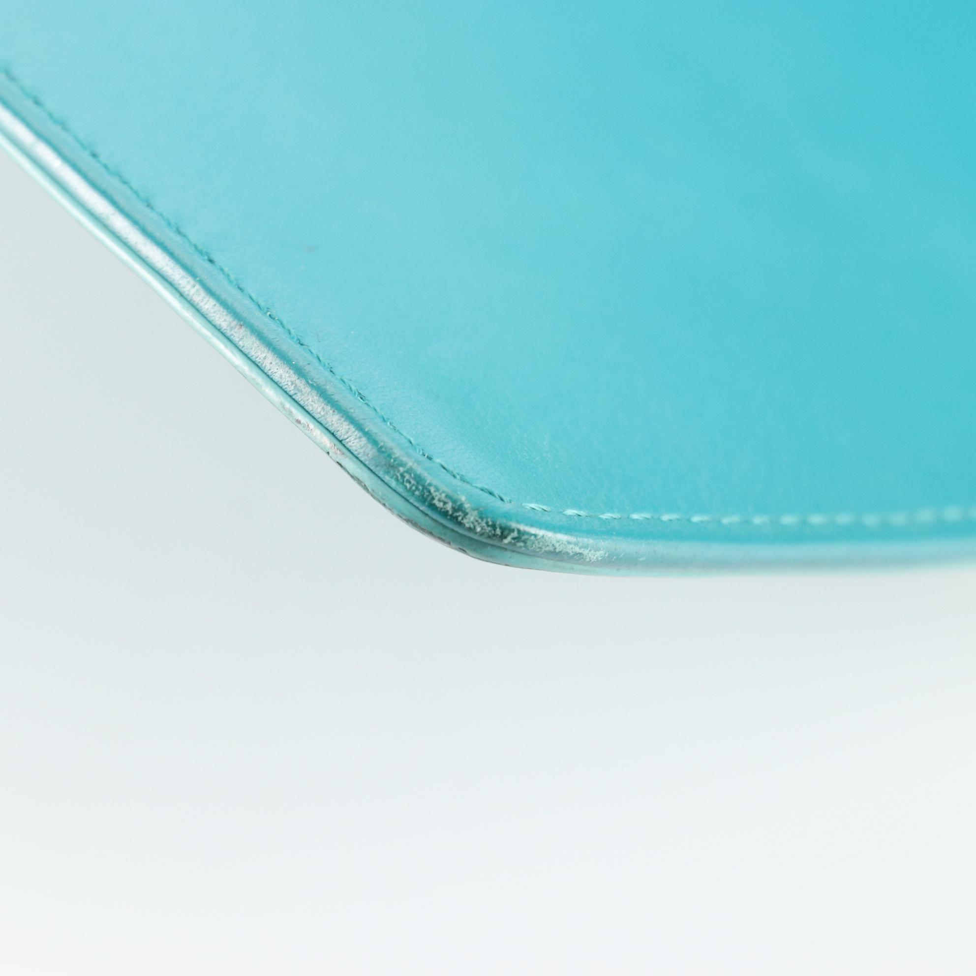 Chanel Boy Bag Medium in Patent Leather with Gourmette Chain