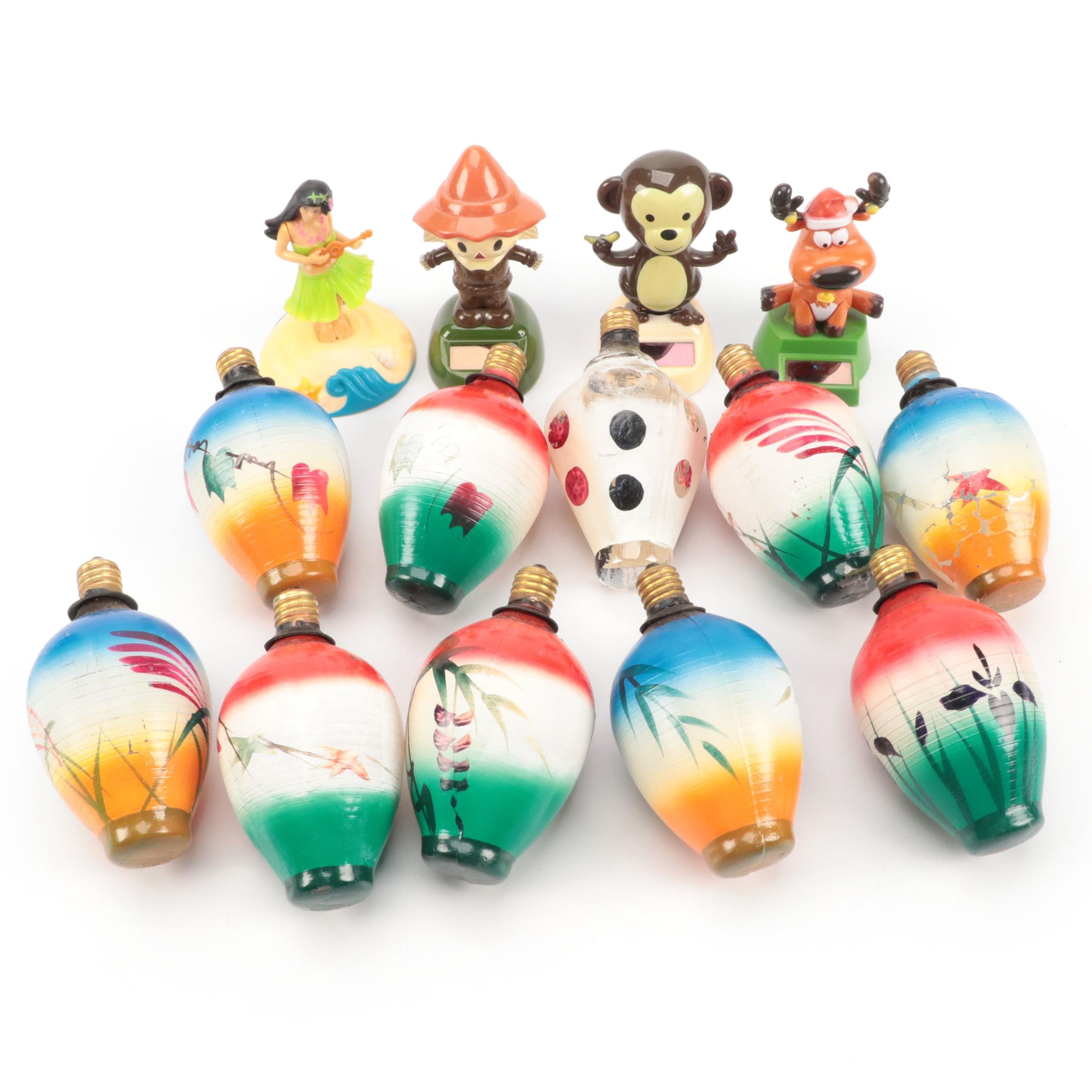 Holly Glass Party Lites Light Bulbs with Solar Power Dancing Figures