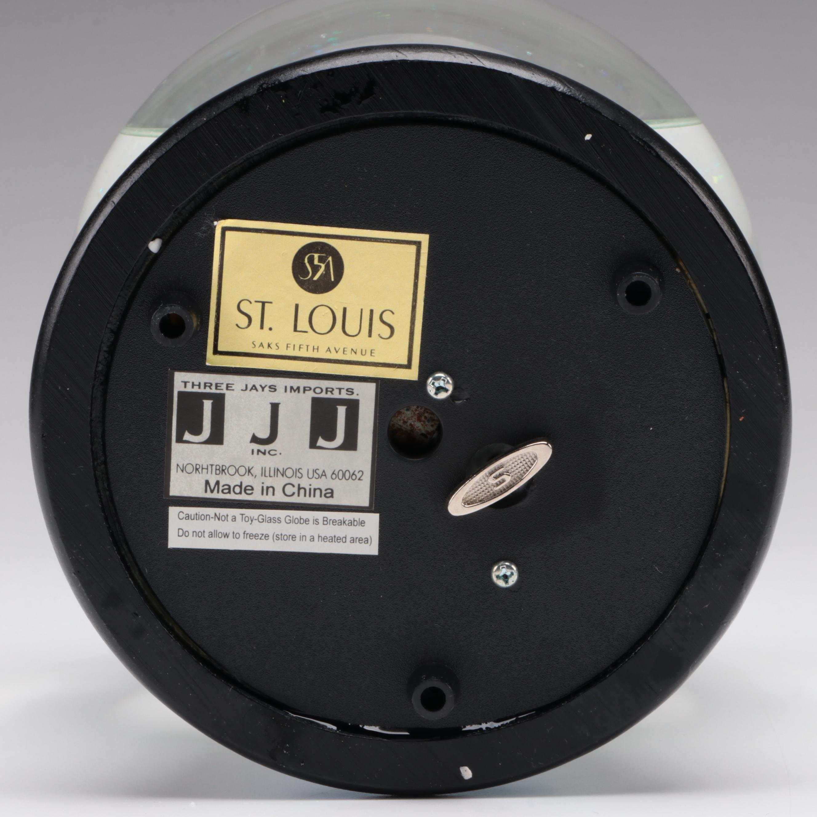 Musical Snow Globes Including St Louis With Christmas Music Box