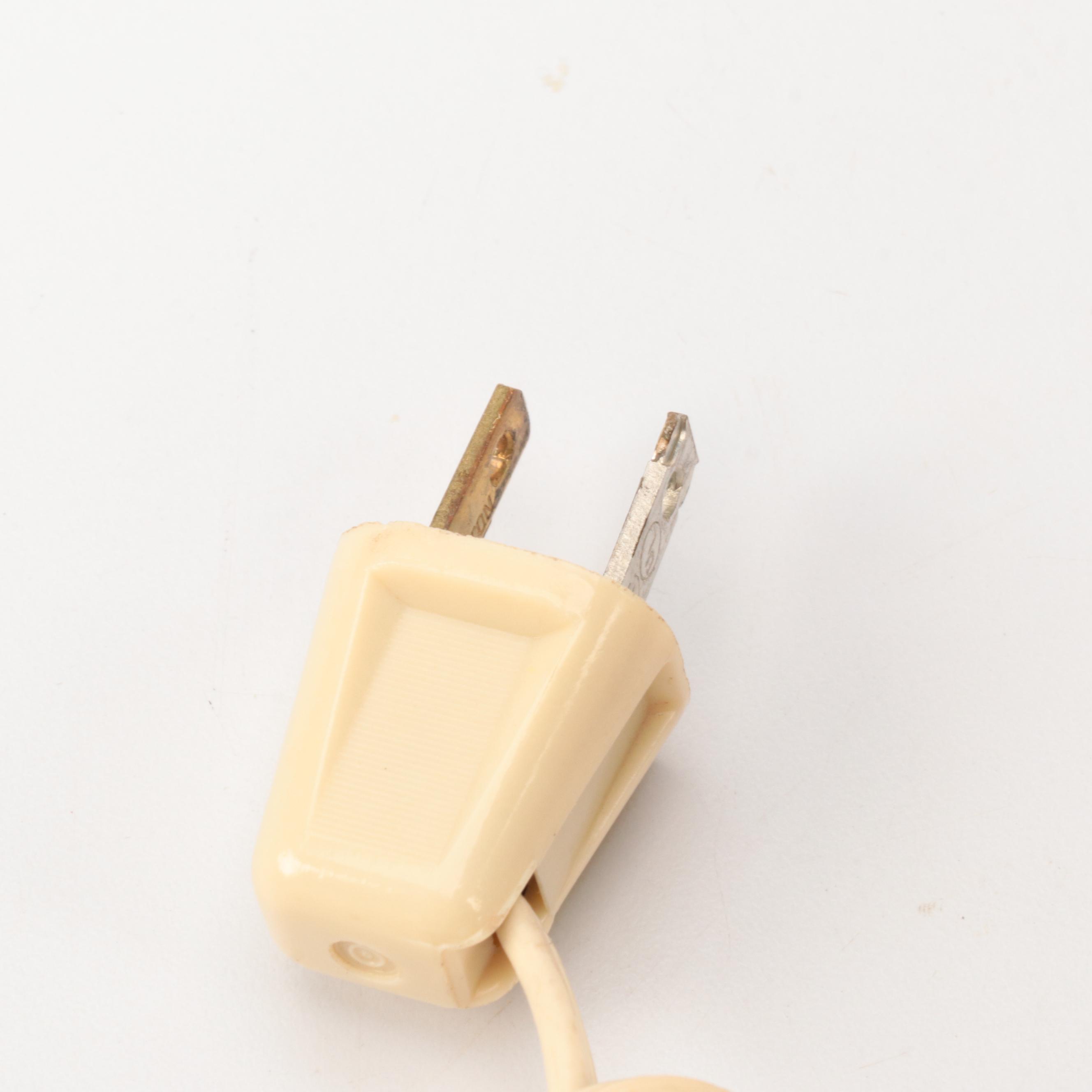 Capodimonte Style Floral Ceramic Oil Lamp, Adapted Mid-20th Century