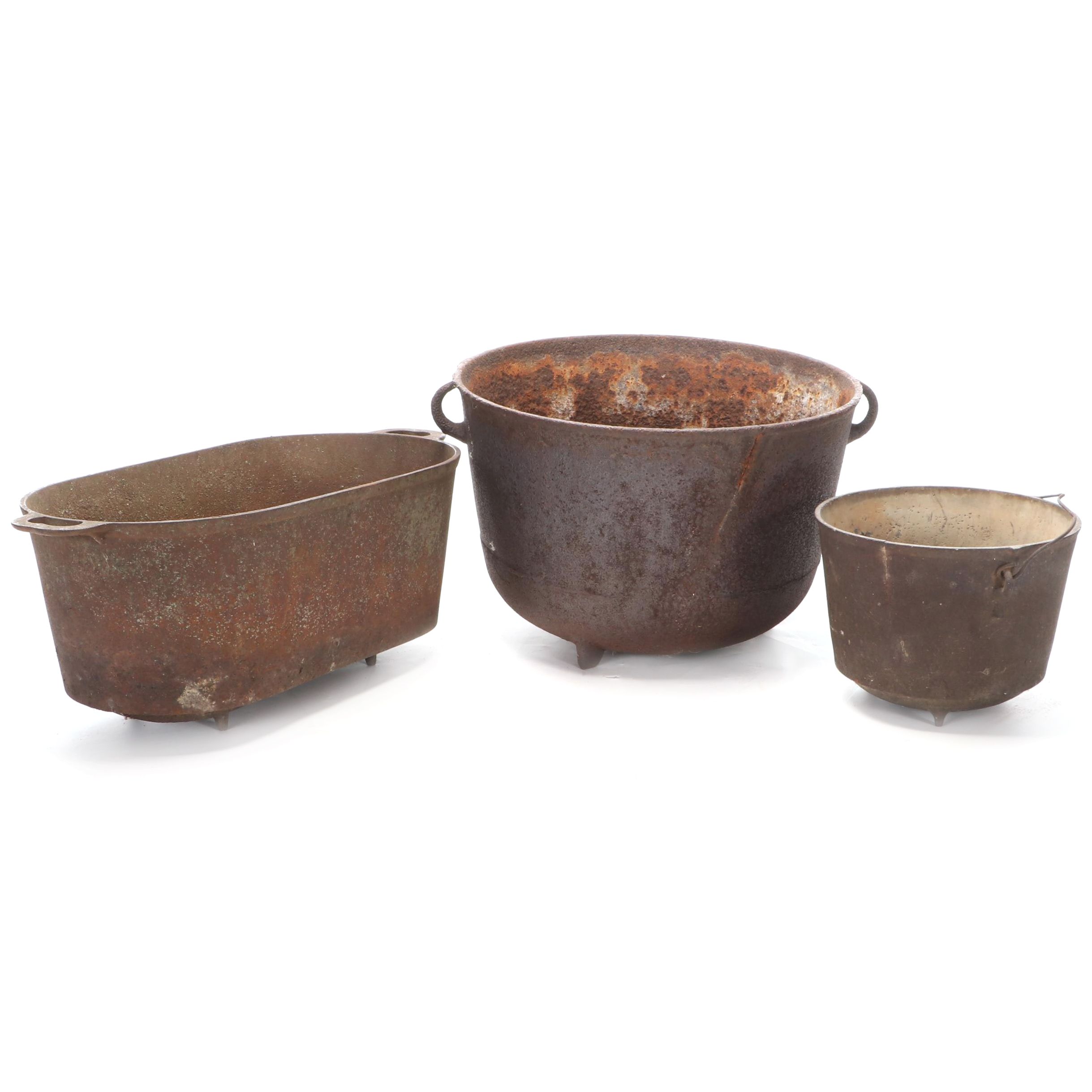 Cast Iron Boiler Tub with with Footed Cauldrons