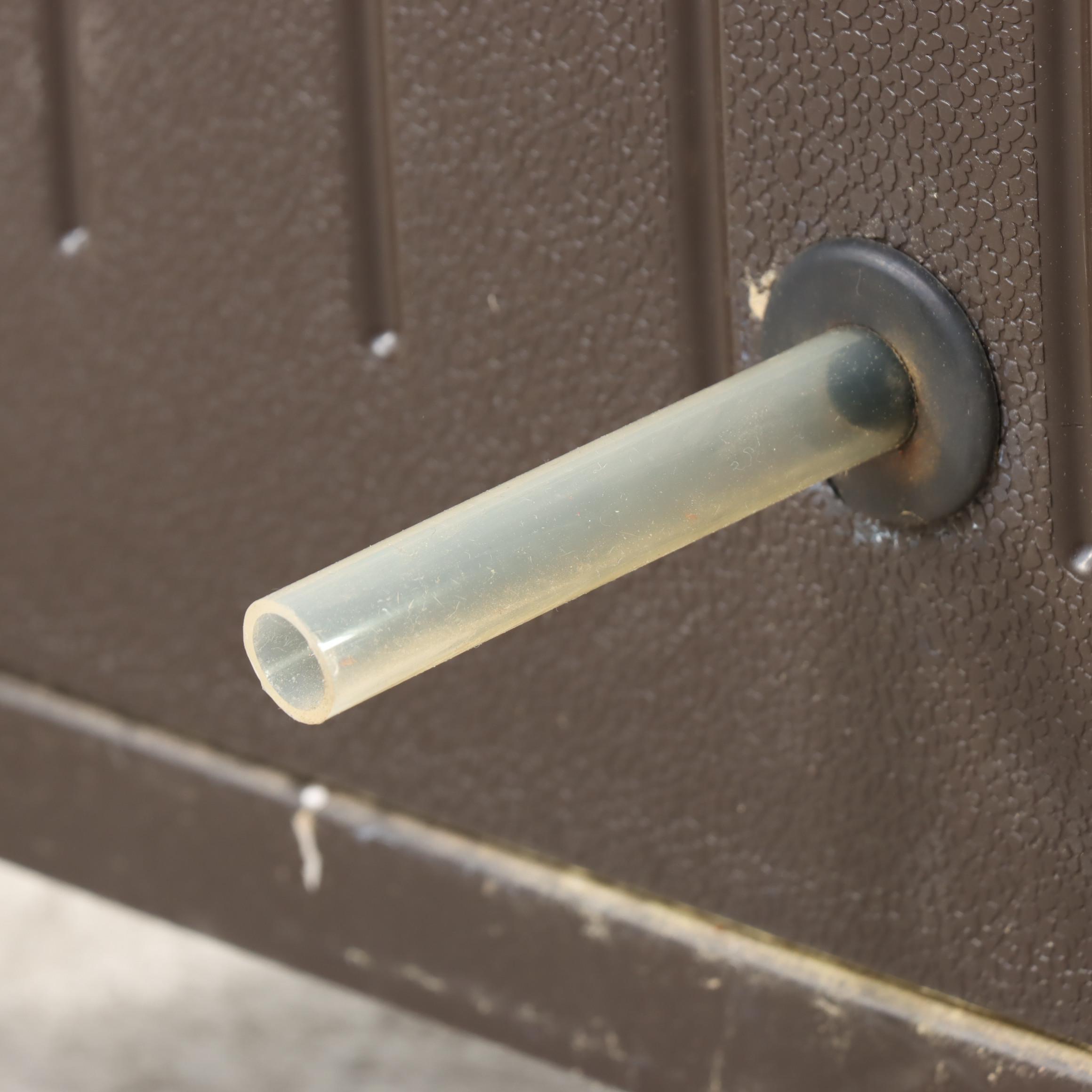 Two Suncast Resin Wicker Patio Storage Seats Plus Deck Cooler