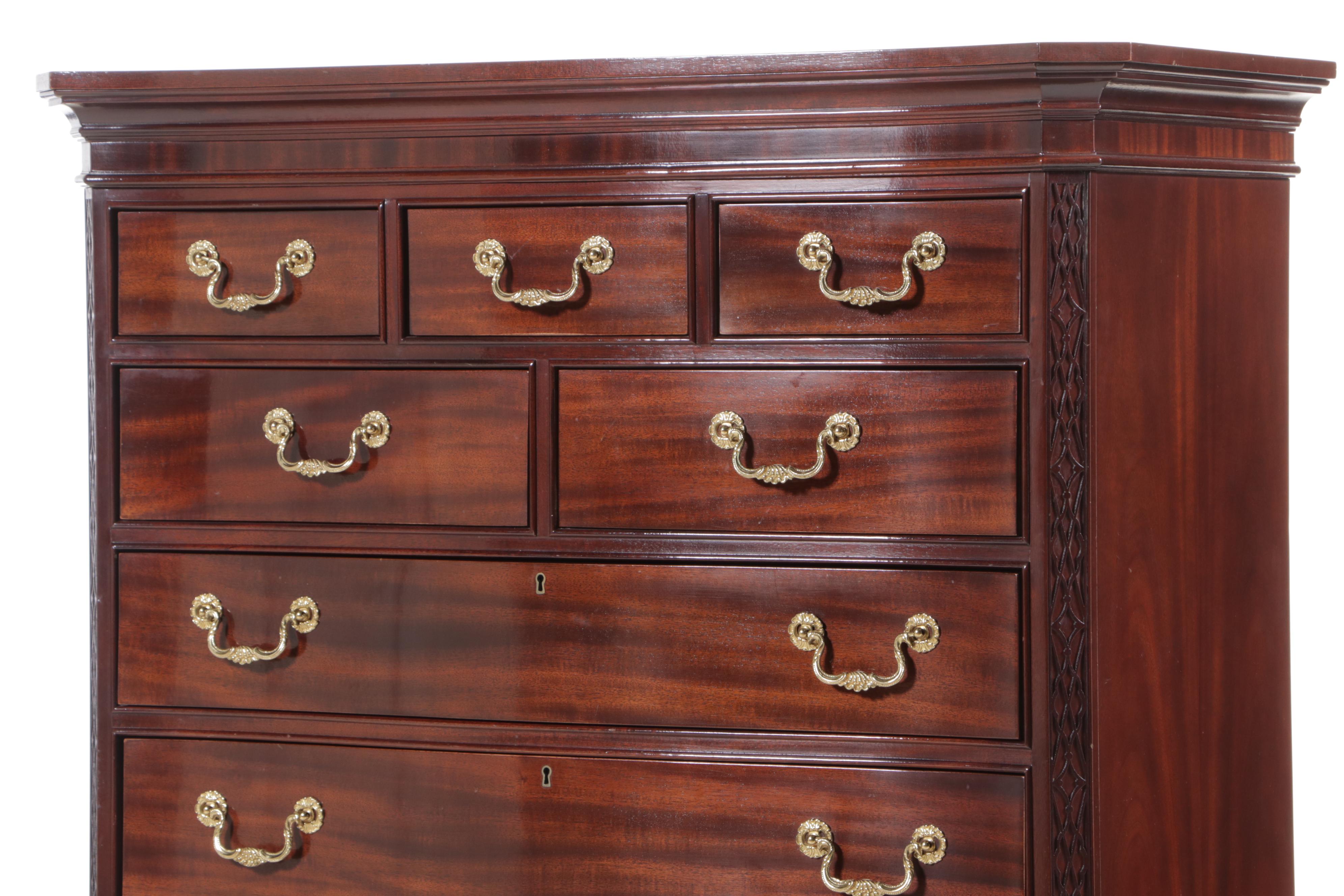 Councill Chippendale Style Mahogany Eleven-Drawer Serpentine Chest-on-Chest