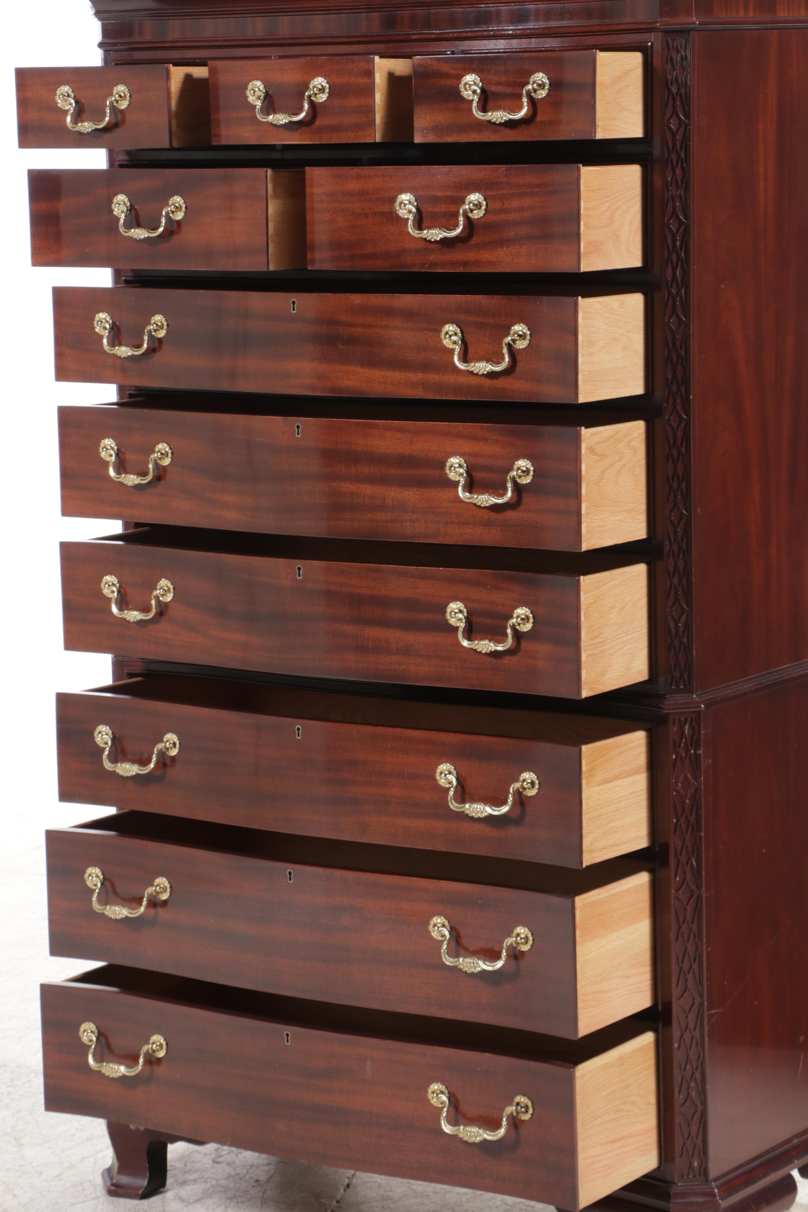 Councill Chippendale Style Mahogany Eleven-Drawer Serpentine Chest-on-Chest