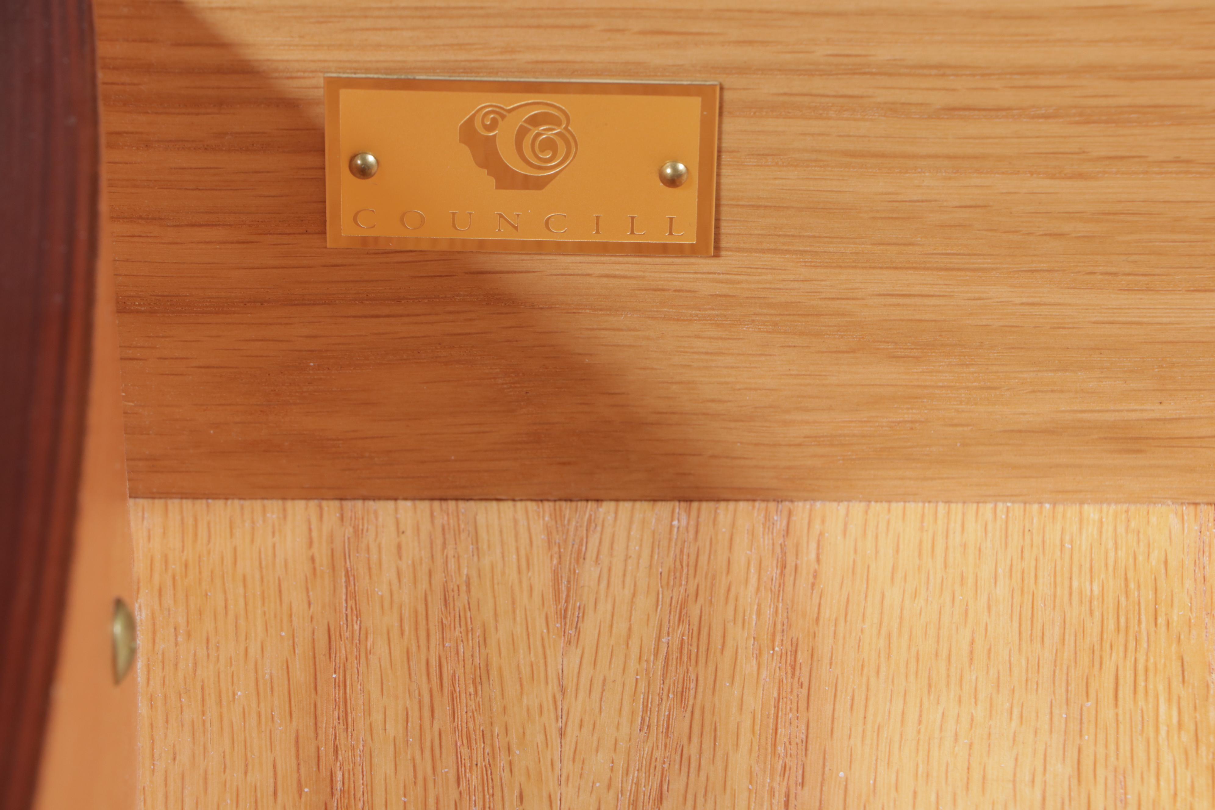 Councill Chippendale Style Mahogany Eleven-Drawer Serpentine Chest-on-Chest