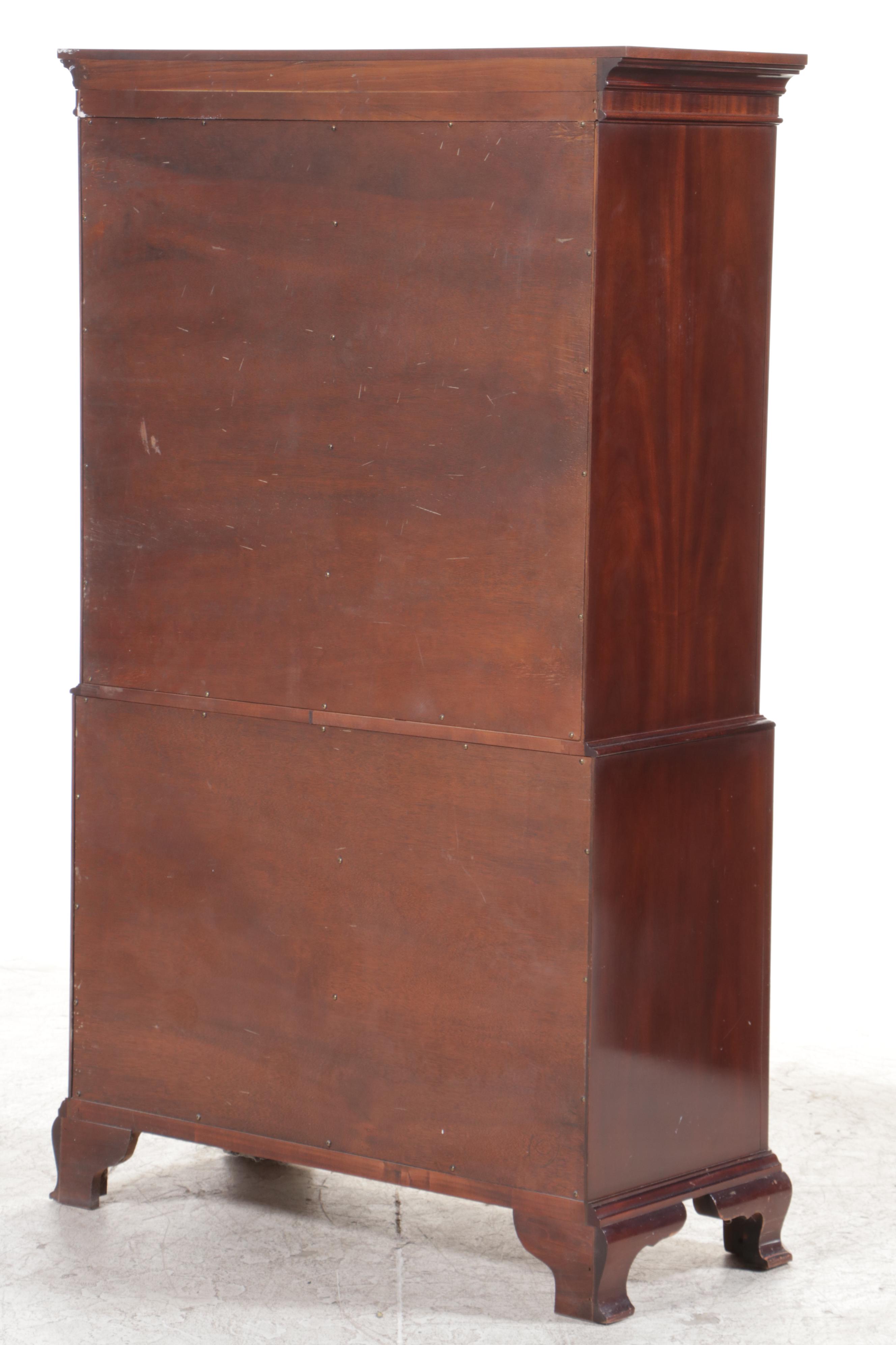 Councill Chippendale Style Mahogany Eleven-Drawer Serpentine Chest-on-Chest