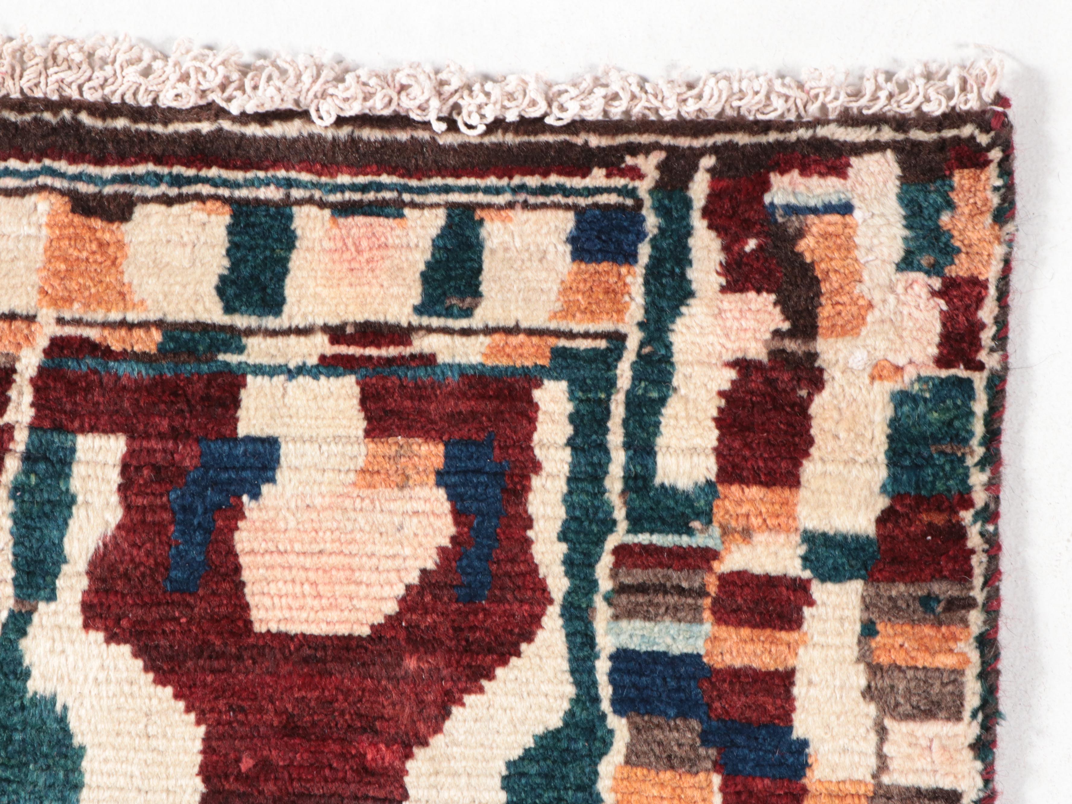 5'3 x 6'9 Hand-Knotted Persian Bakhtiari Area Rug