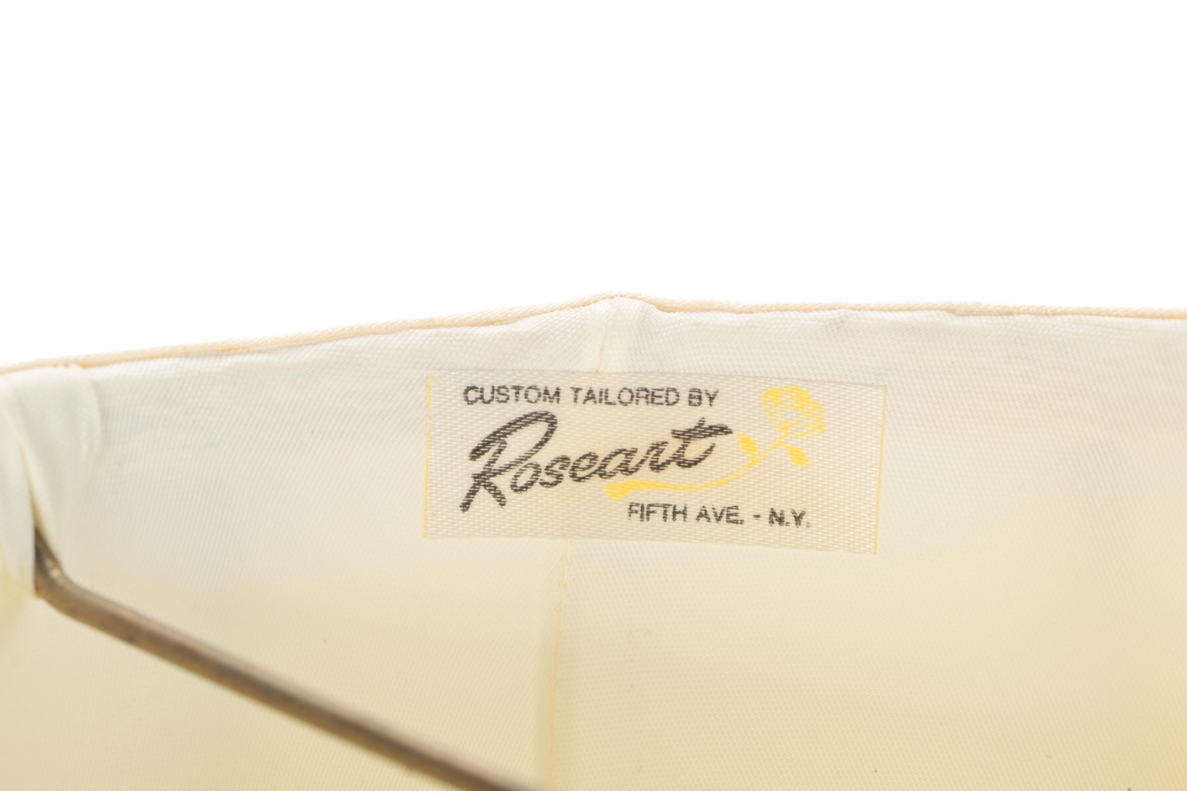 Victorian Pink Satin Mold Blown Glass Oil Banquet Lamp, Adapted Mid-20th C