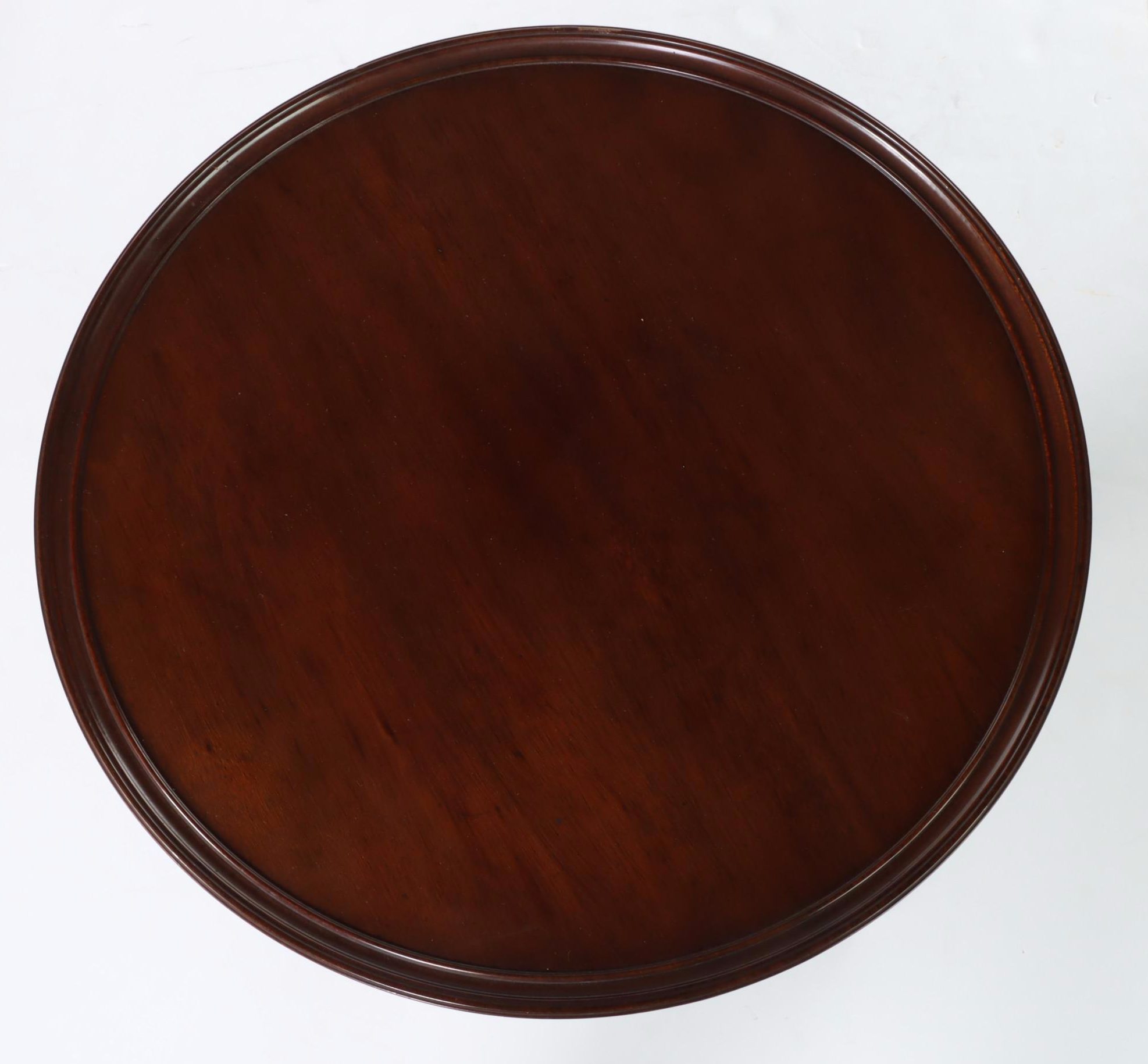 Kittinger "Williamsburg Adaptation" Queen Anne Style Mahogany Tea Table