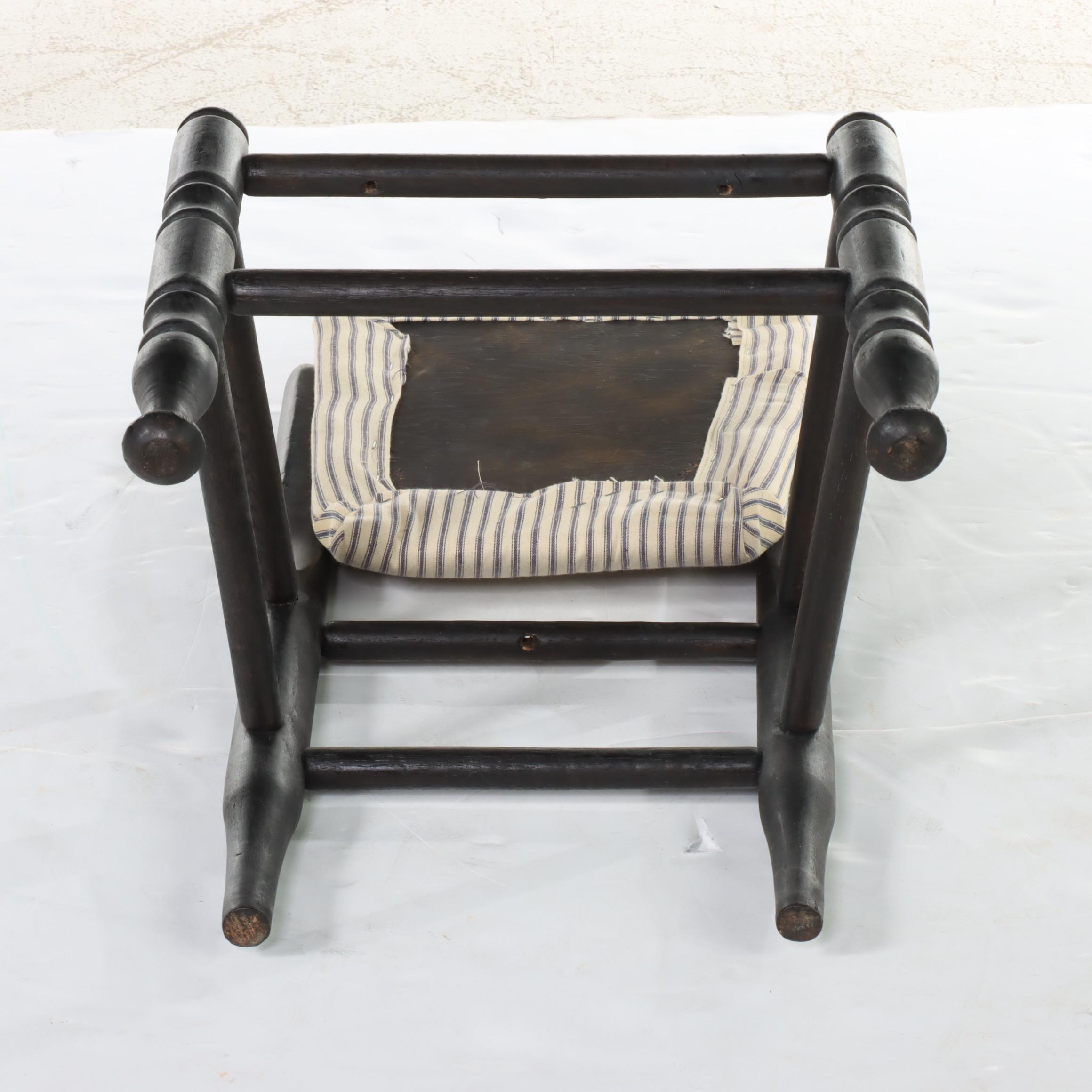 Pair of American Primitive Style Ebonized Child's Side Chairs, 20th Century