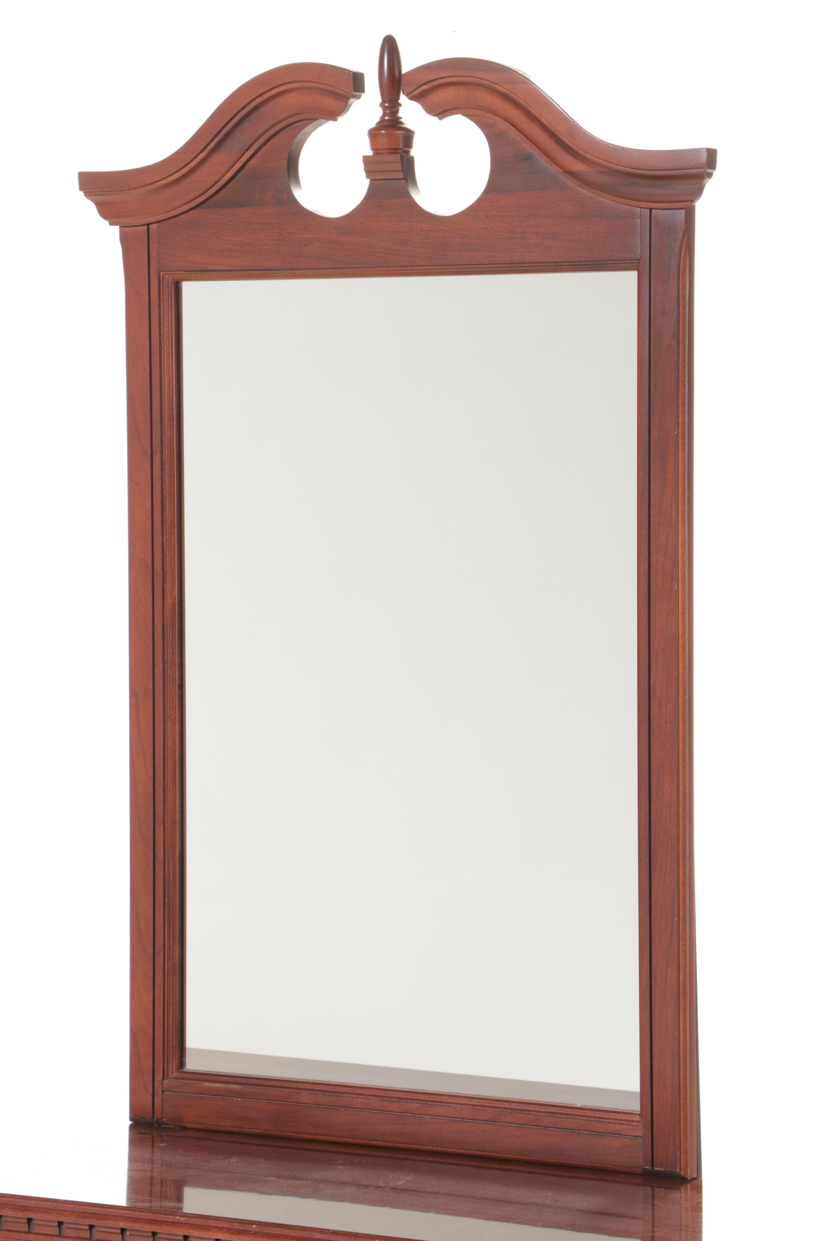 Broyhill Chippendale Style Seven-Drawer Dresser, Late 20th Century