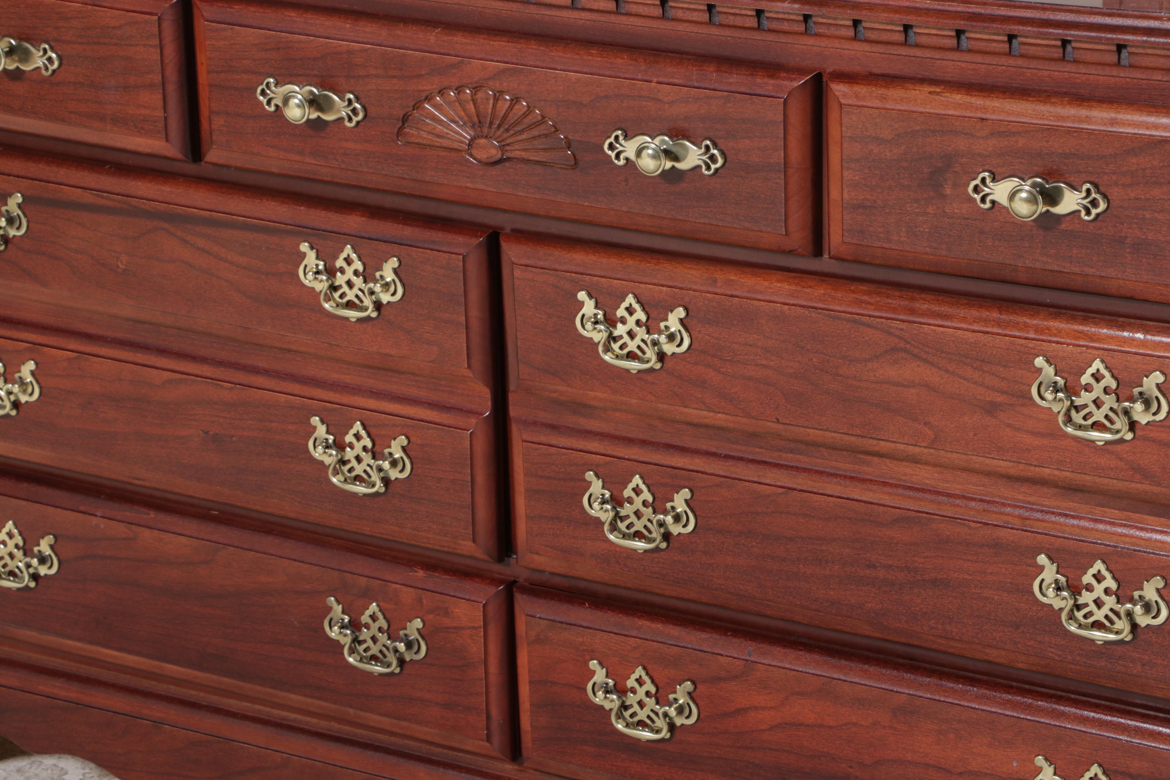 Broyhill Chippendale Style Seven-Drawer Dresser, Late 20th Century