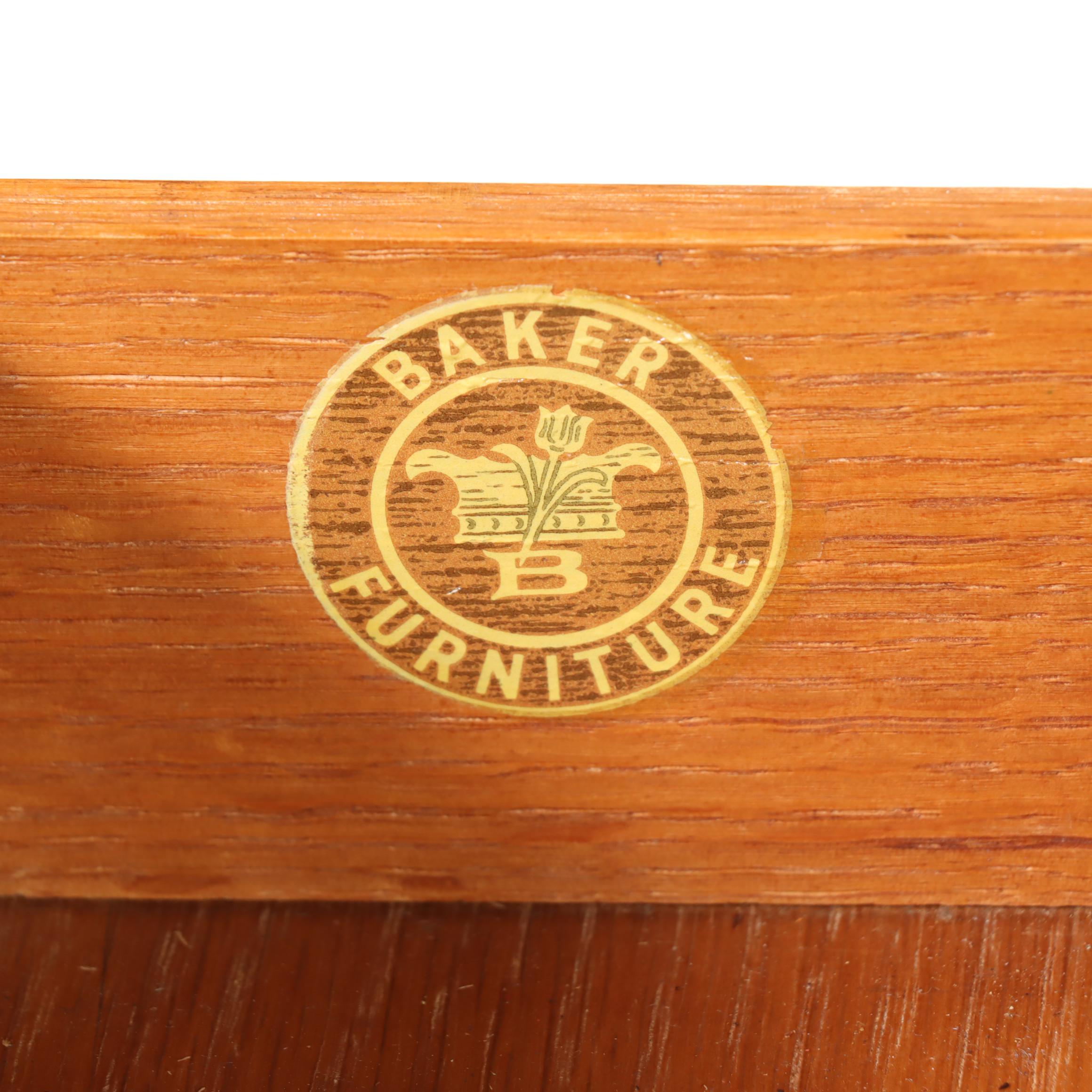 Baker Furniture Federal Style Mahogany and Crossbanded Pembroke Table