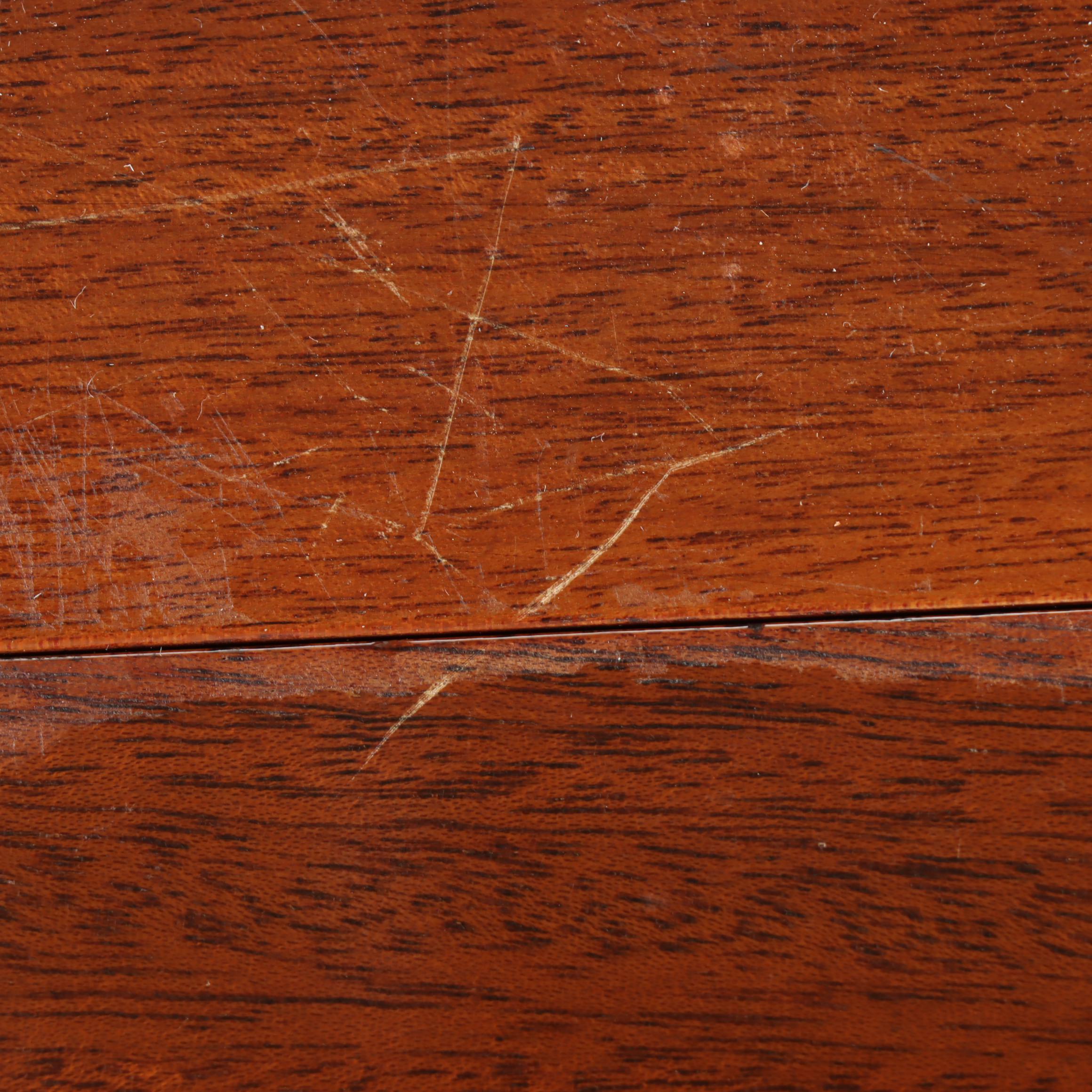 Baker Furniture Federal Style Mahogany and Crossbanded Pembroke Table