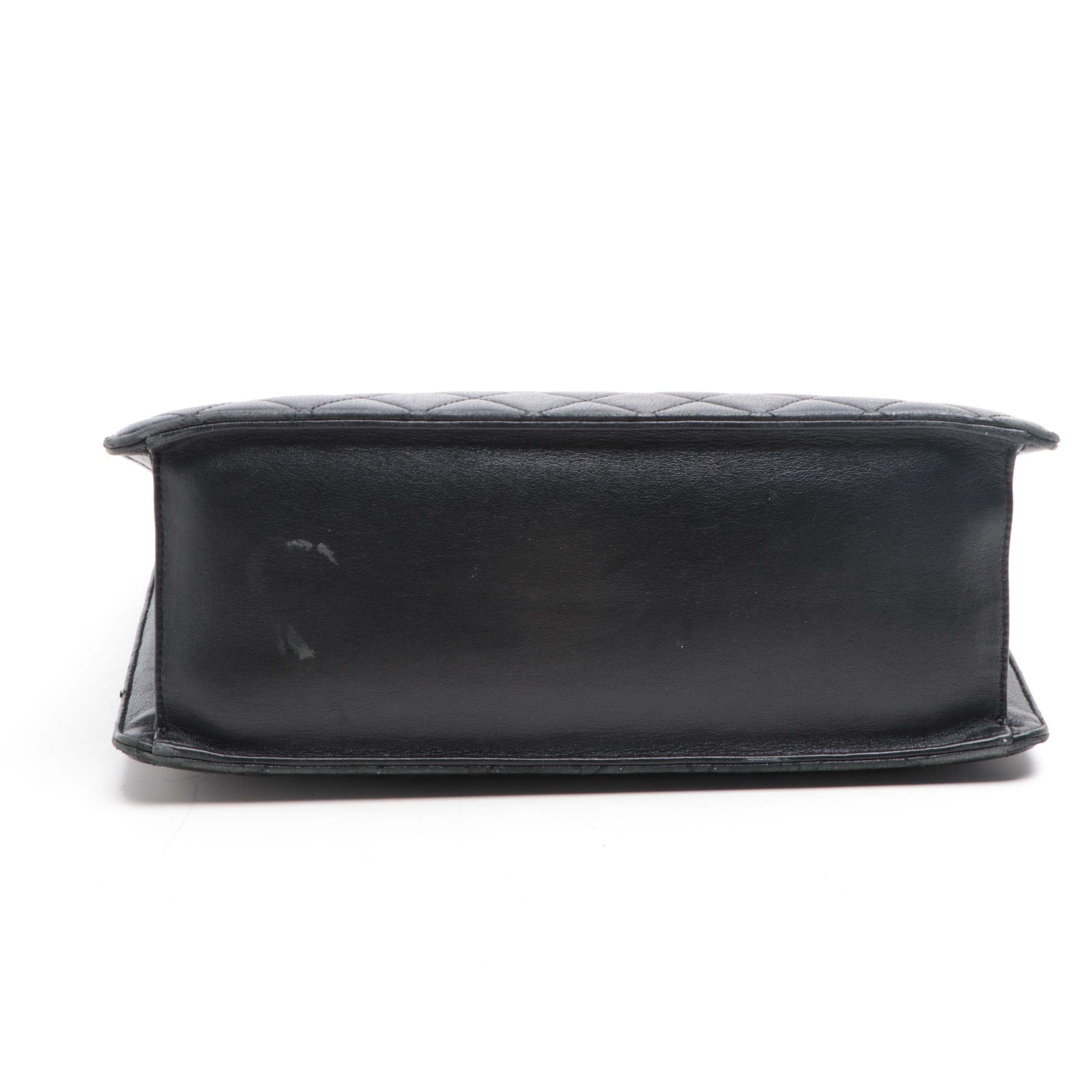 Chanel Beauty Lock Flap Tote Bag Medium in Quilted Leather