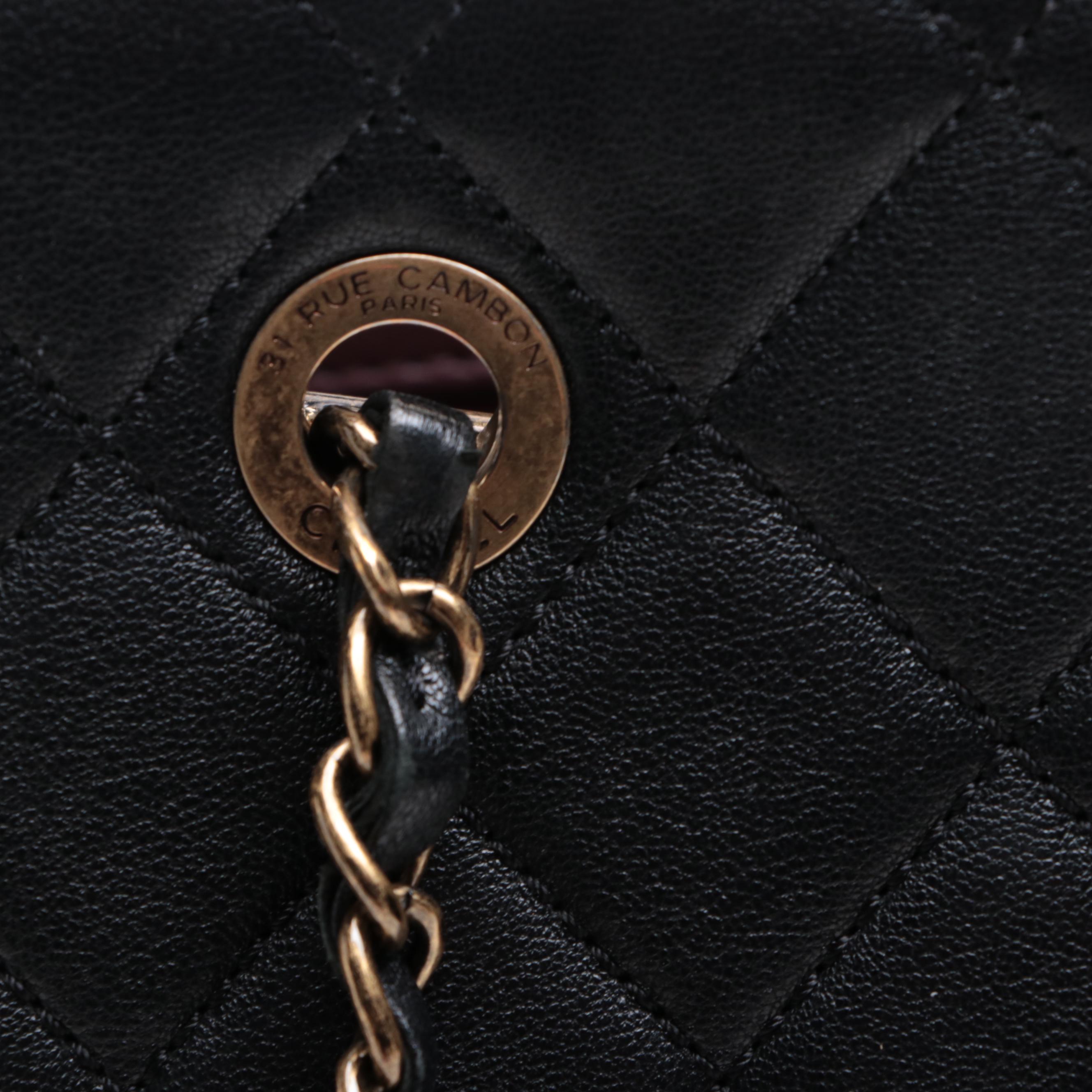 Chanel Beauty Lock Flap Tote Bag Medium in Quilted Leather