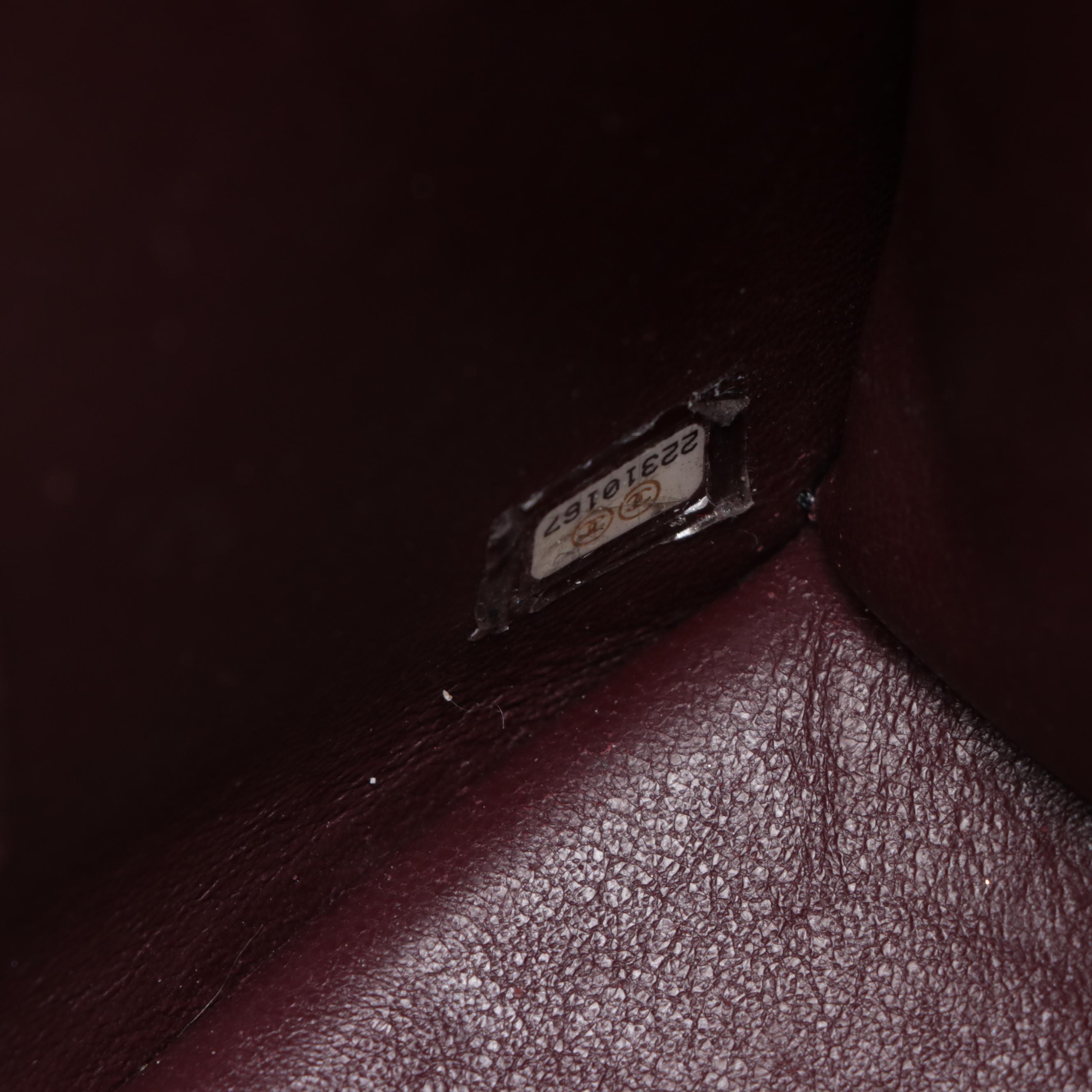 Chanel Beauty Lock Flap Tote Bag Medium in Quilted Leather