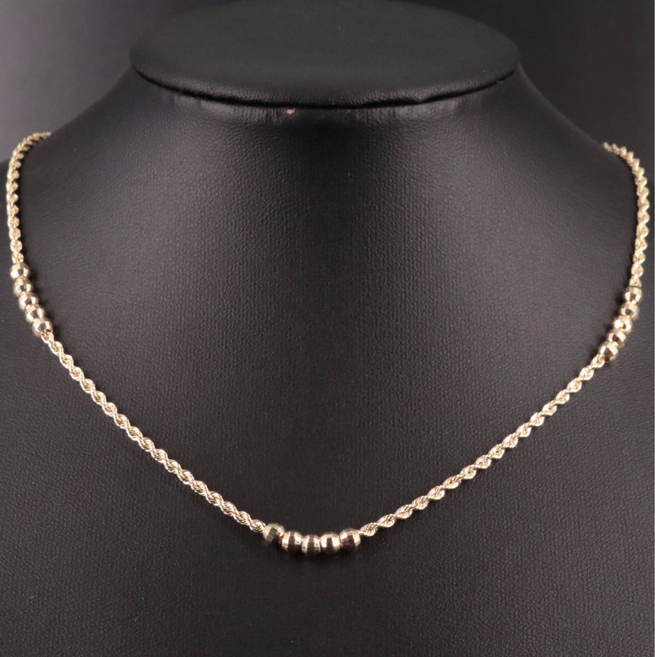 10K Stationary Beaded Necklace