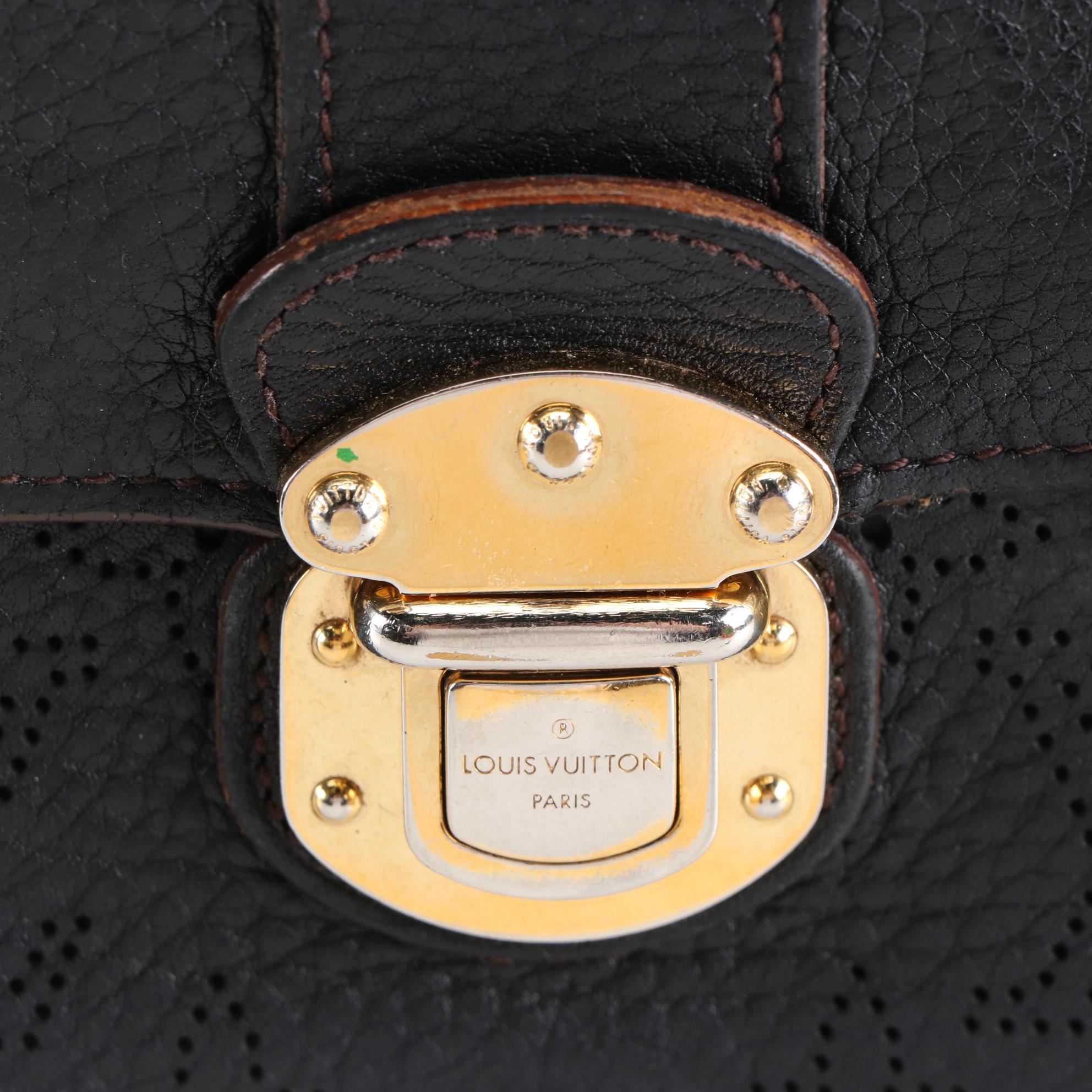 Louis Vuitton Iris Wallet in Mahina Leather