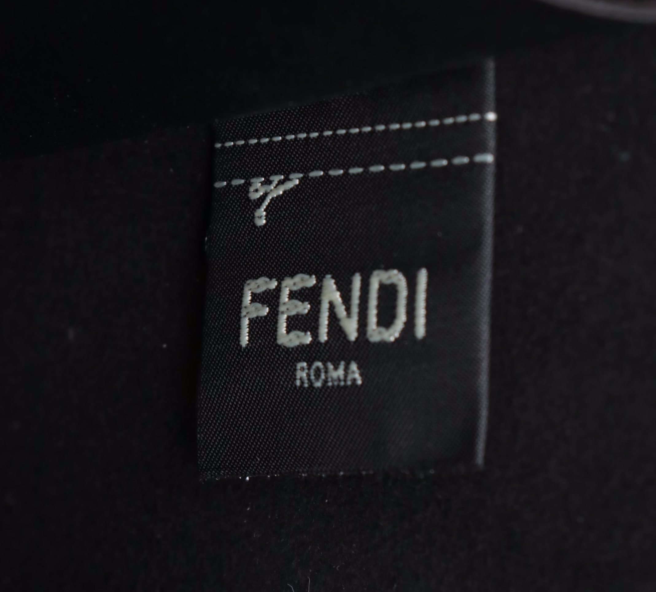 Fendi Vertical Box Shoulder Bag in Leather