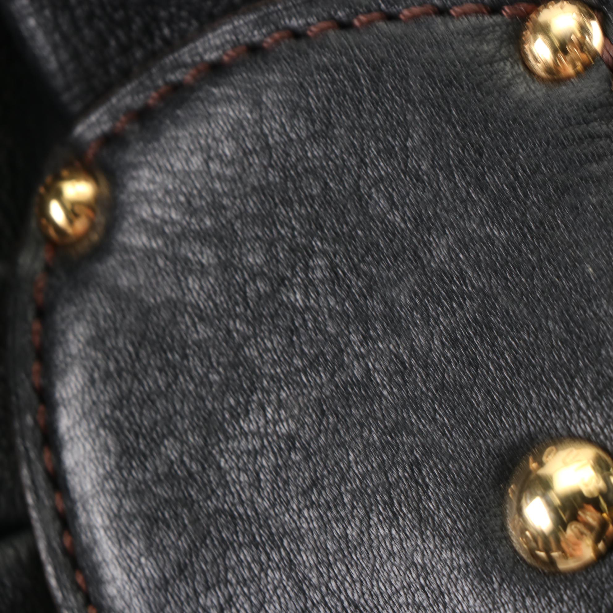 Louis Vuitton L Hobo Tote in Mahina Leather