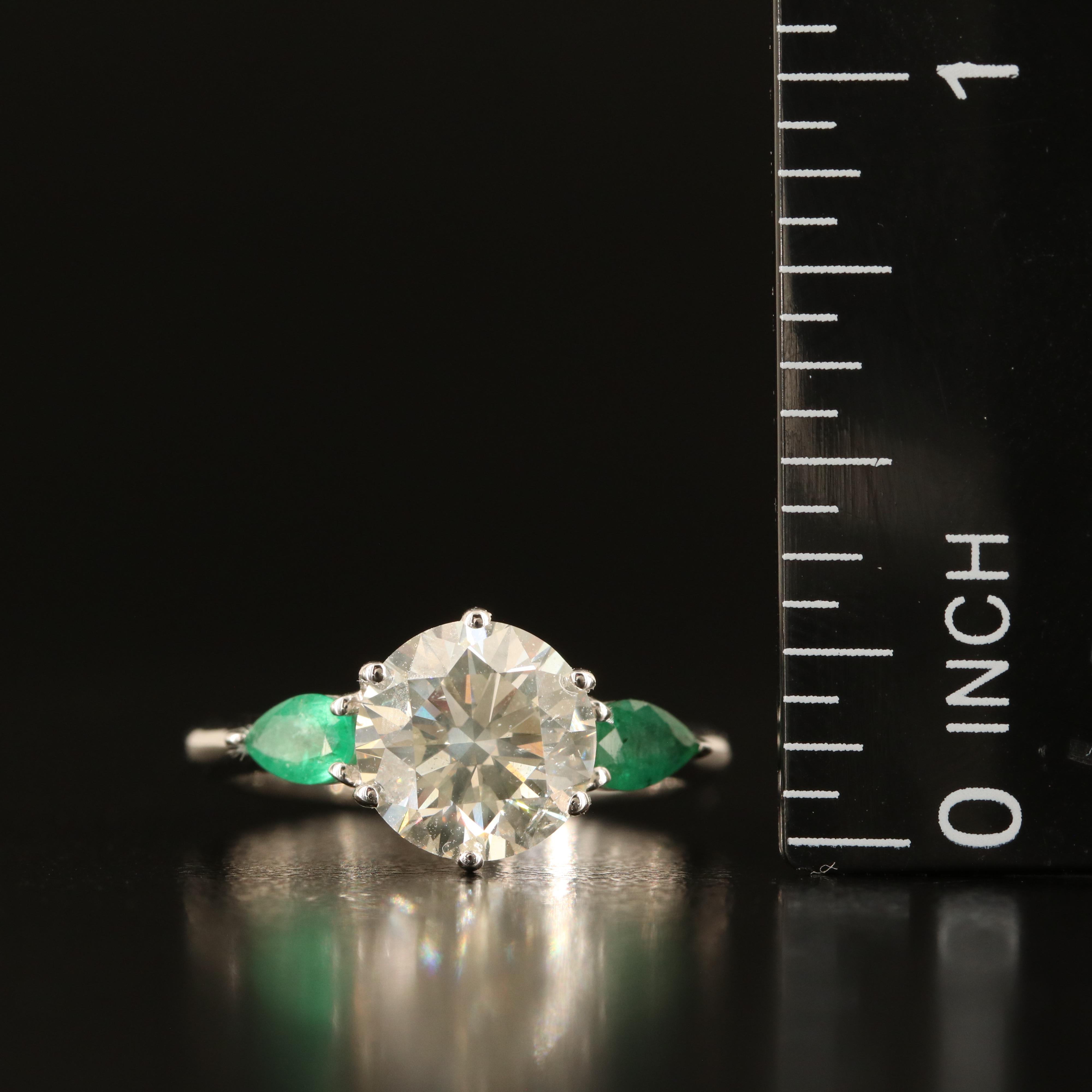 14K 2.05 CT Diamond and Emerald Ring