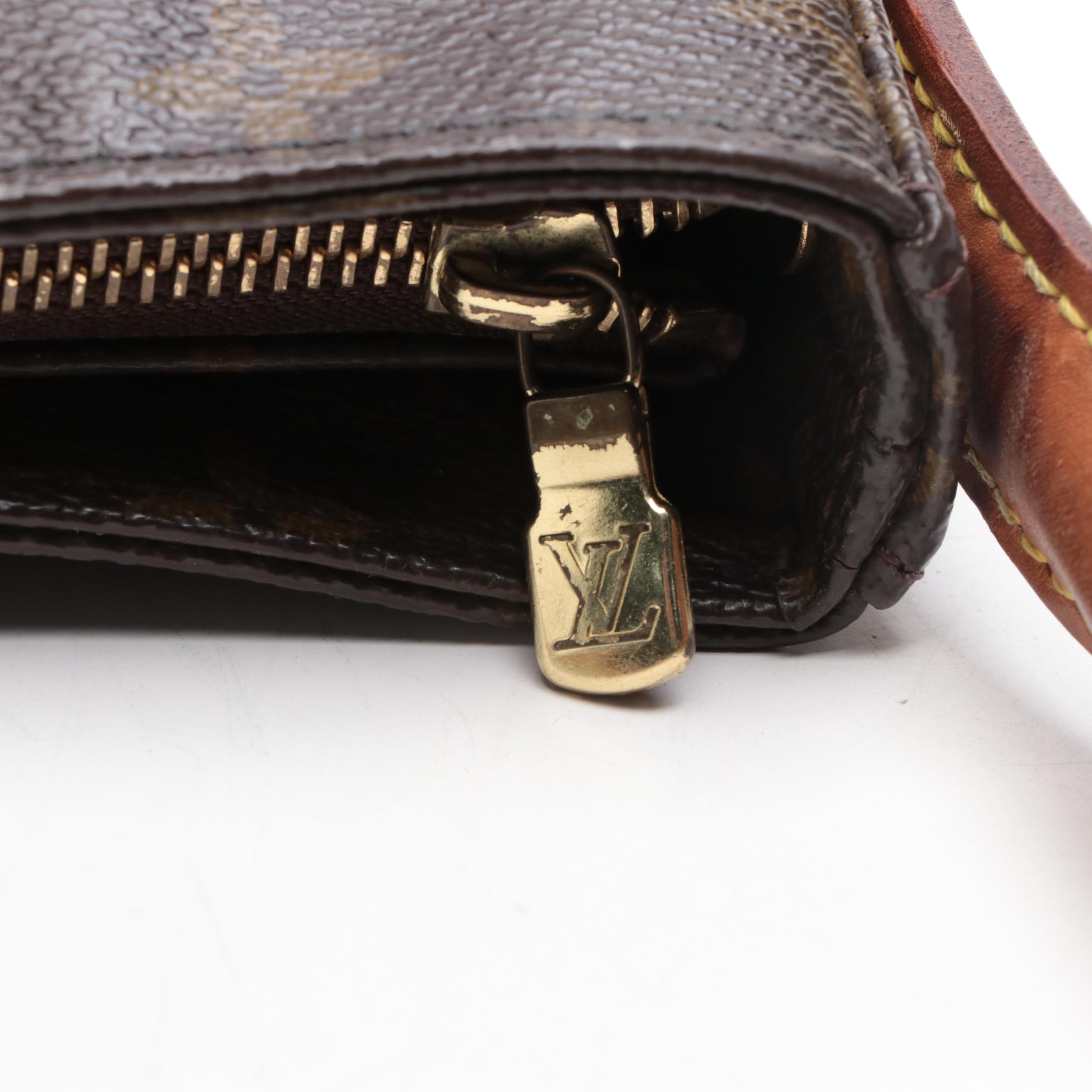 Louis Vuitton Looping GM Bag in Monogram Canvas and Vachetta Leather