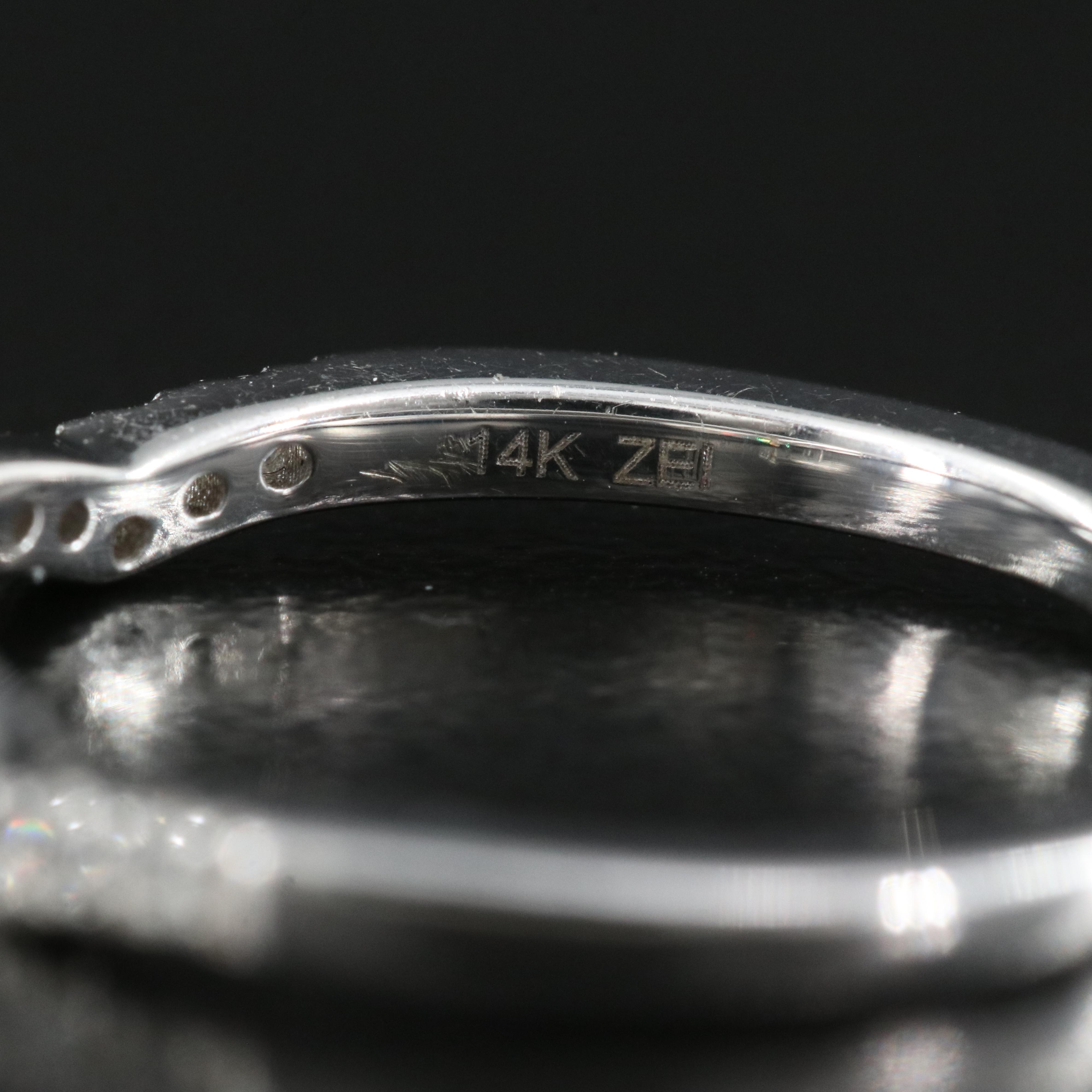 Tolkowsky 14K 0.26 CTW Diamond Contoured Band