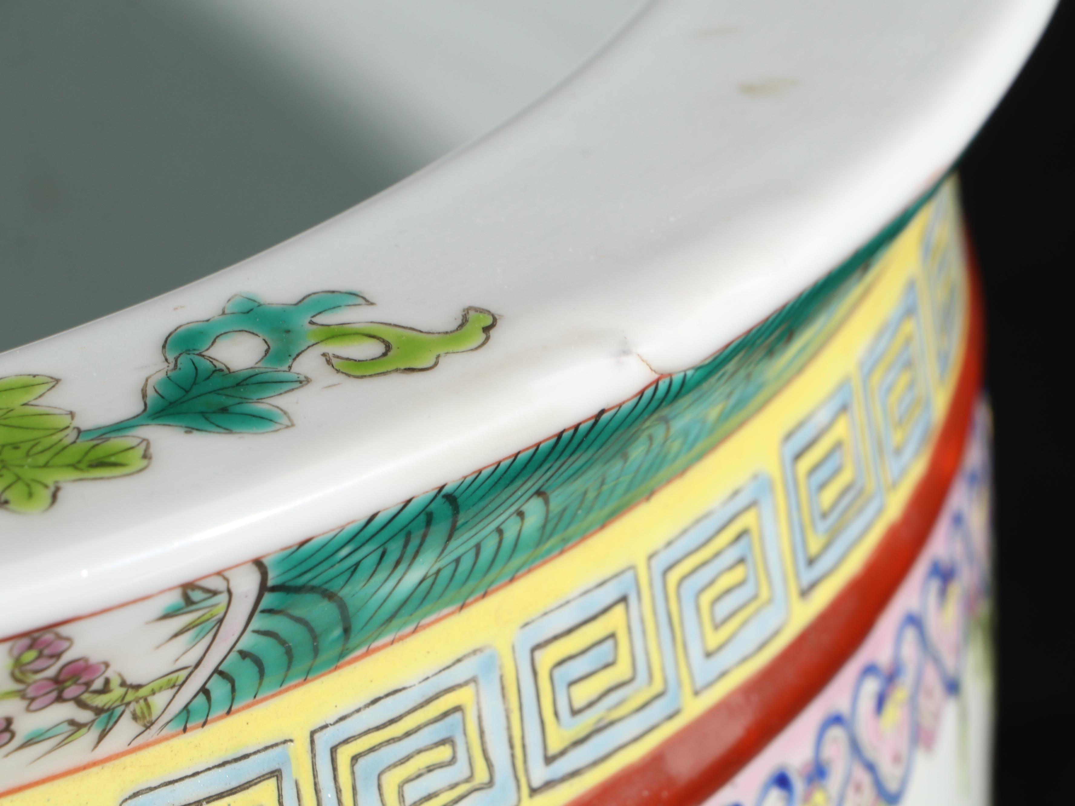 Chinese Famille Verte Birds and Flower Motif Porcelain Planter