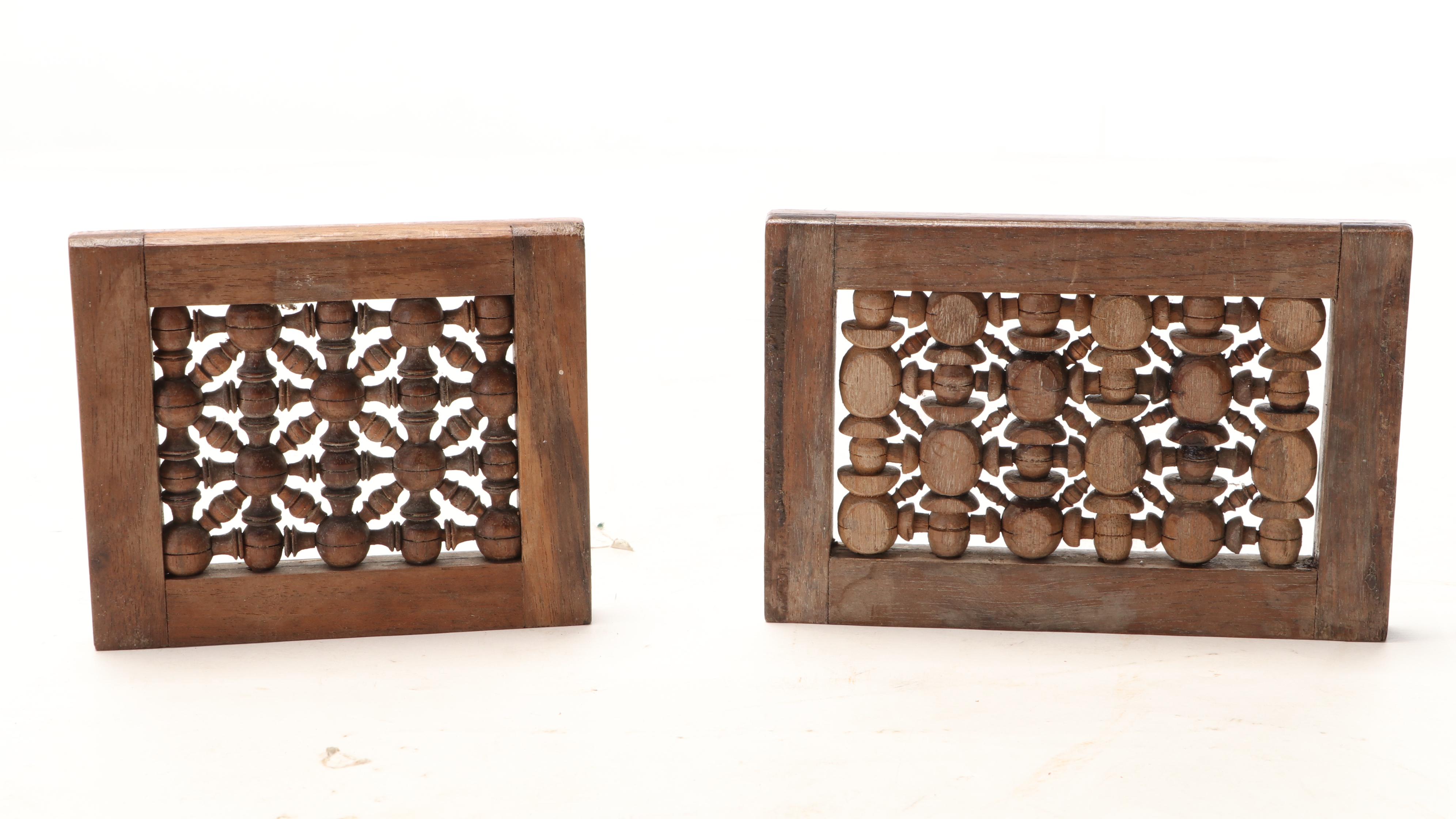 Hand-Carved Wooden Elephant Expanding Bookshelf, Wooden Decor and Basket