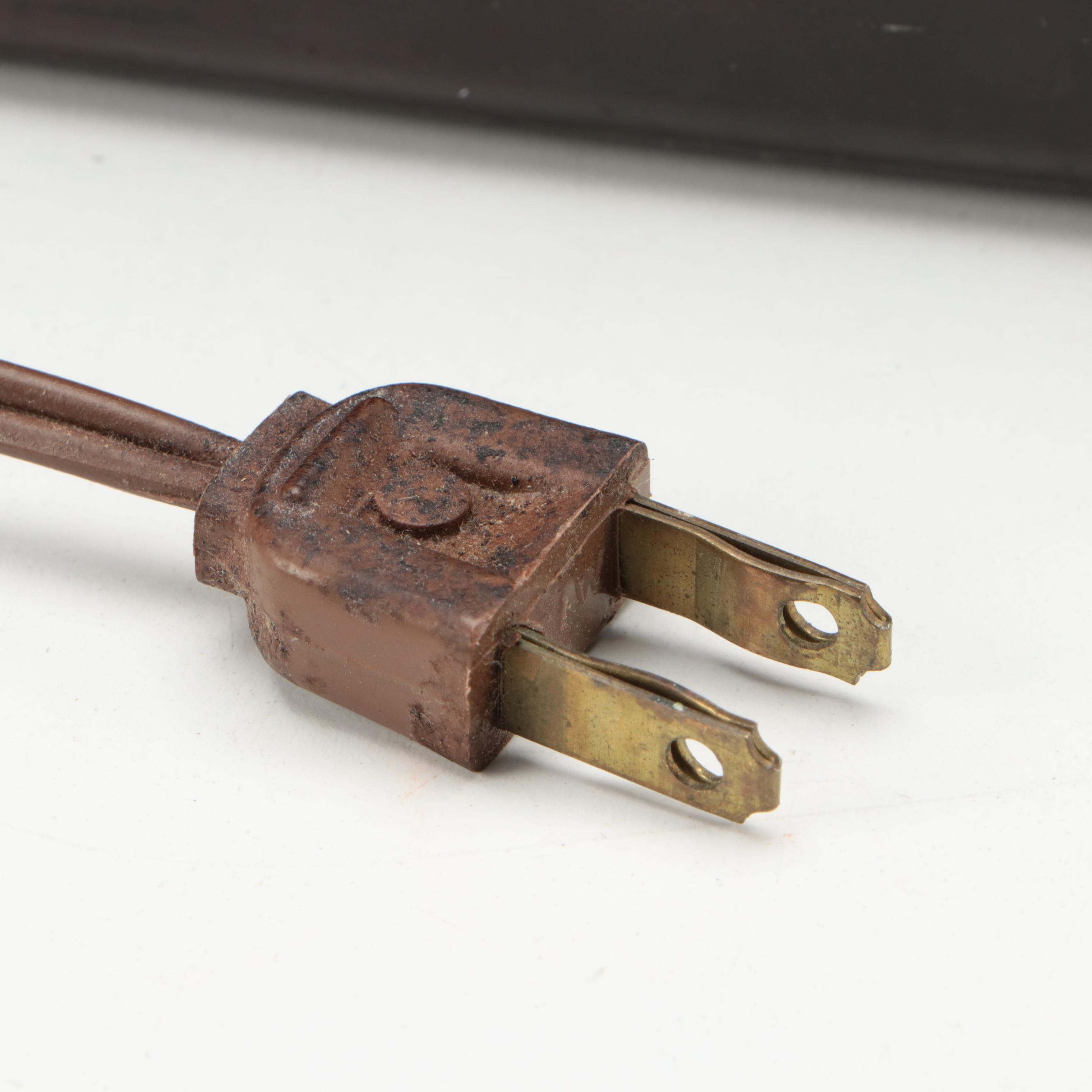 Numechron Tymeter Model 765 Bakelite Case Clock, 1971