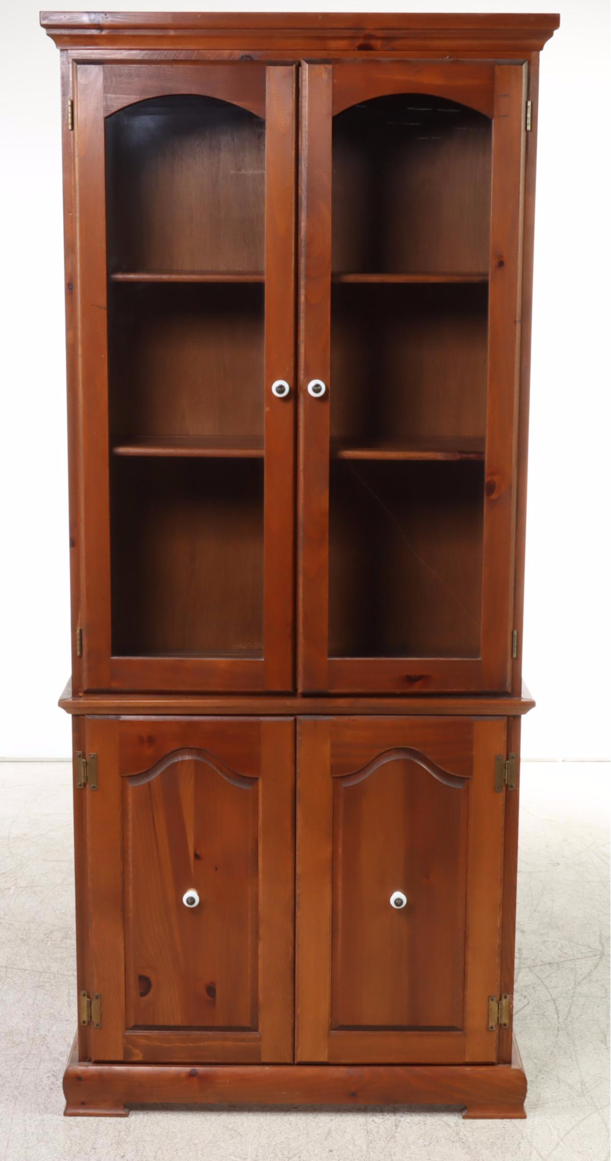 American Colonial Style Pine China Cabinet, Mid to Late 20th Century