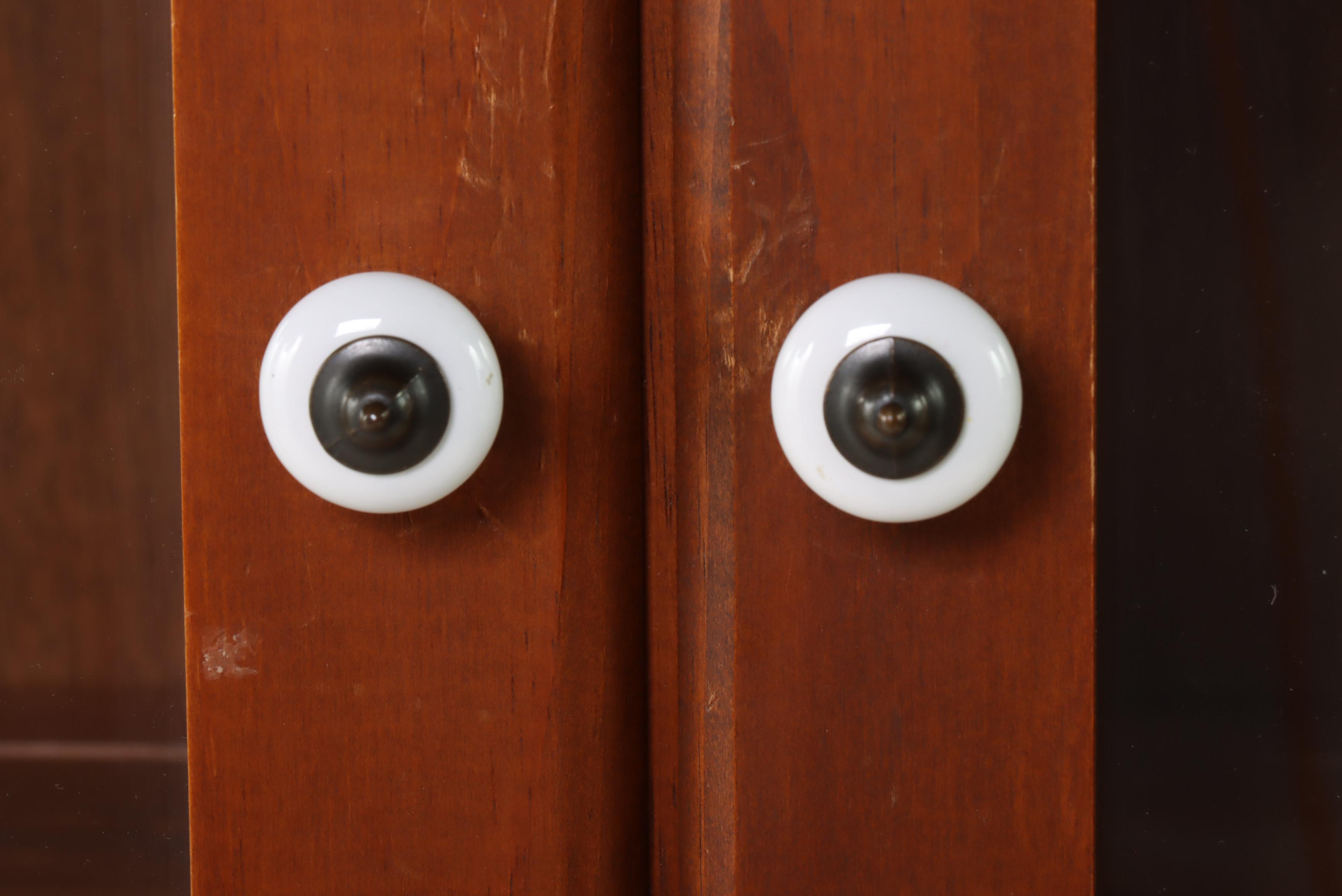 American Colonial Style Pine China Cabinet, Mid to Late 20th Century