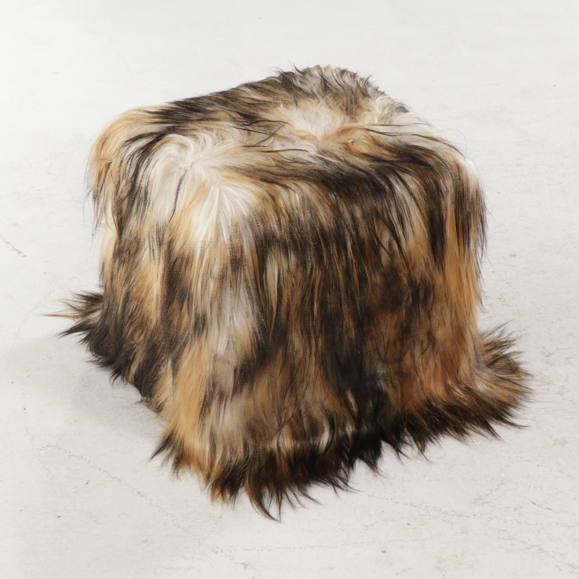 Chesterfield Lamb Cube Pouf