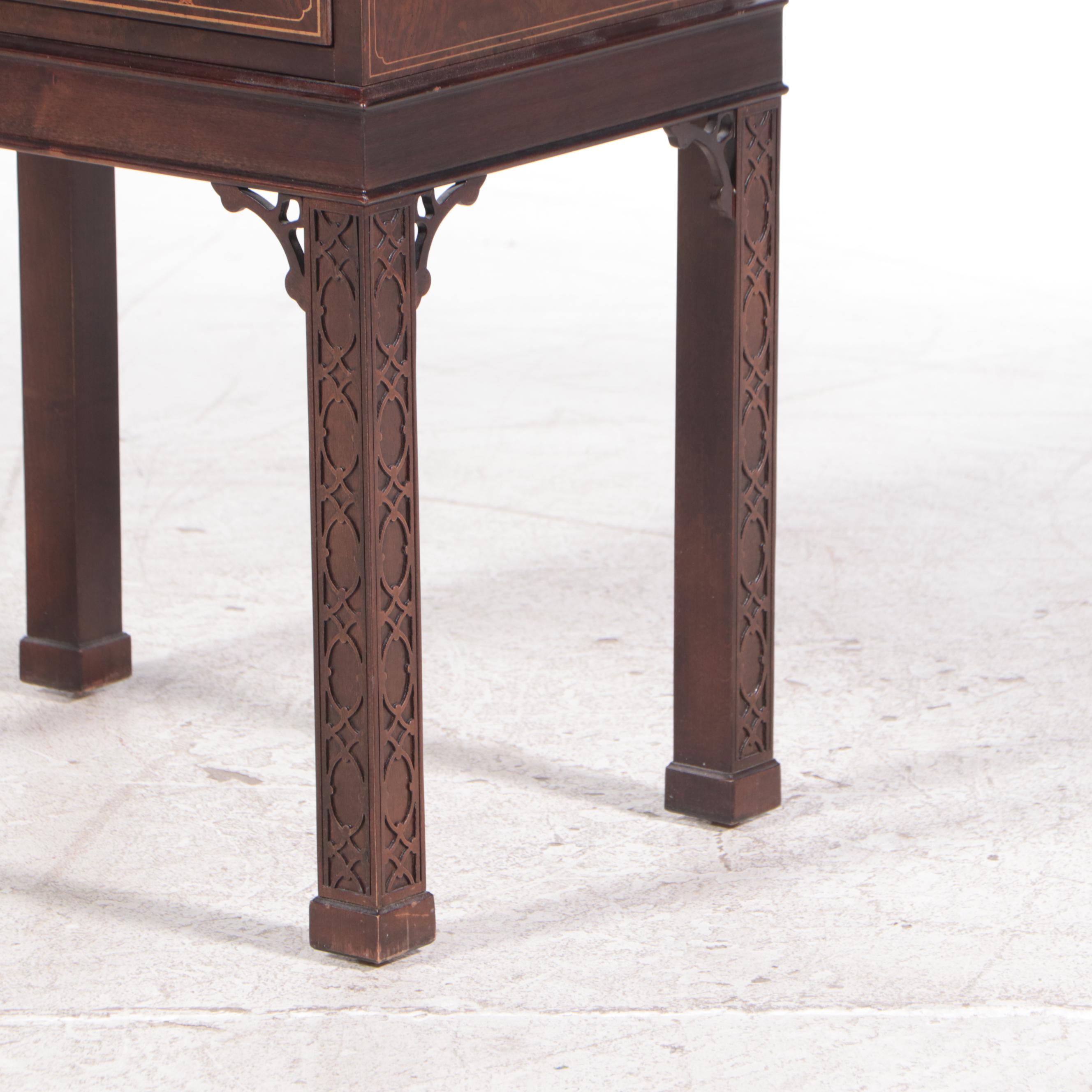 Henredon George III Style Four-Drawer Chinoiserie Chest-on-Stand