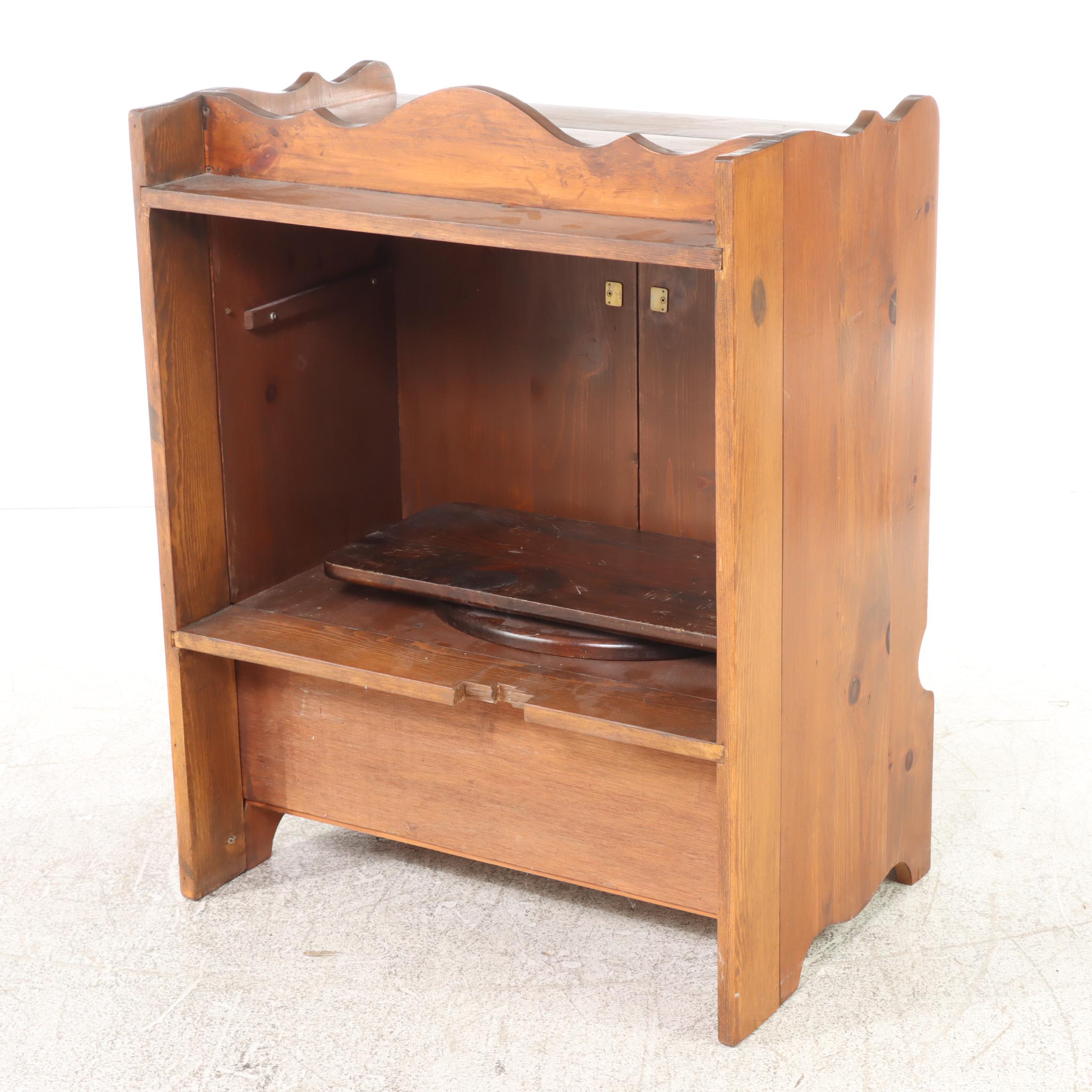 American Colonial Style Pine Three-Drawer Cabinet, Mid to Late 20th Century