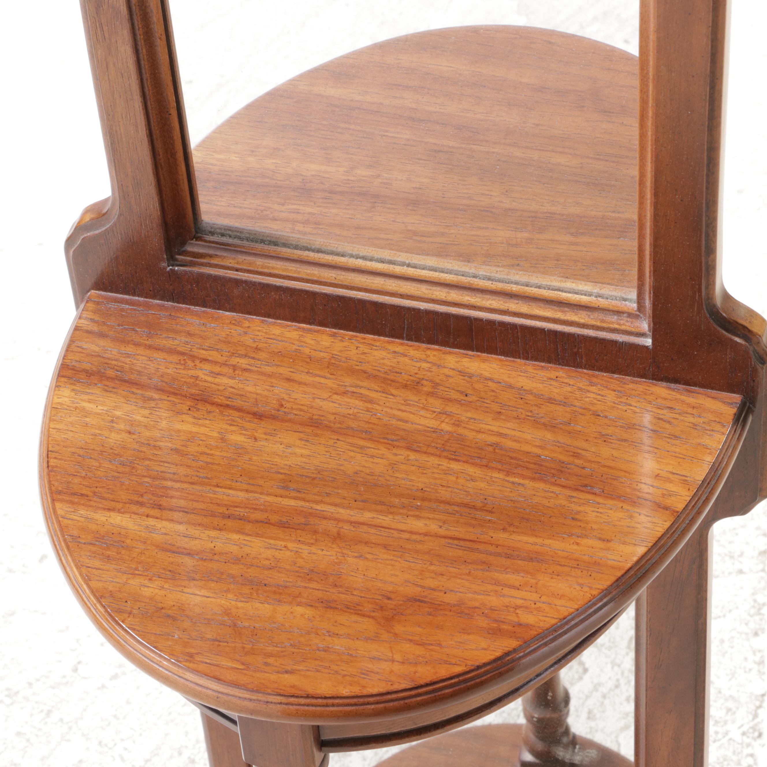 Pulaski Furniture Oak Hall Stand, Late 20th Century