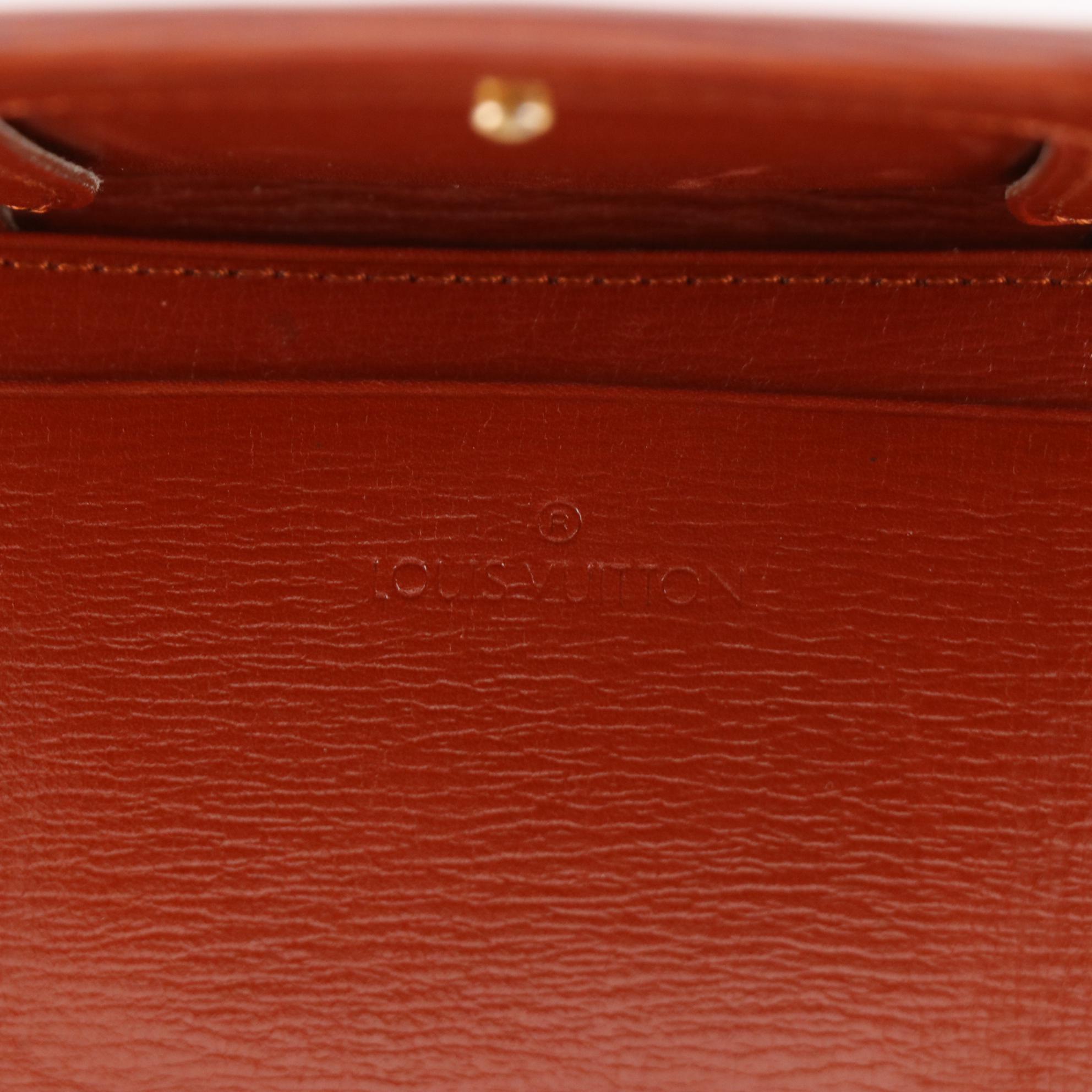 Louis Vuitton Coin Purse in Kenyan Fawn Epi Leather