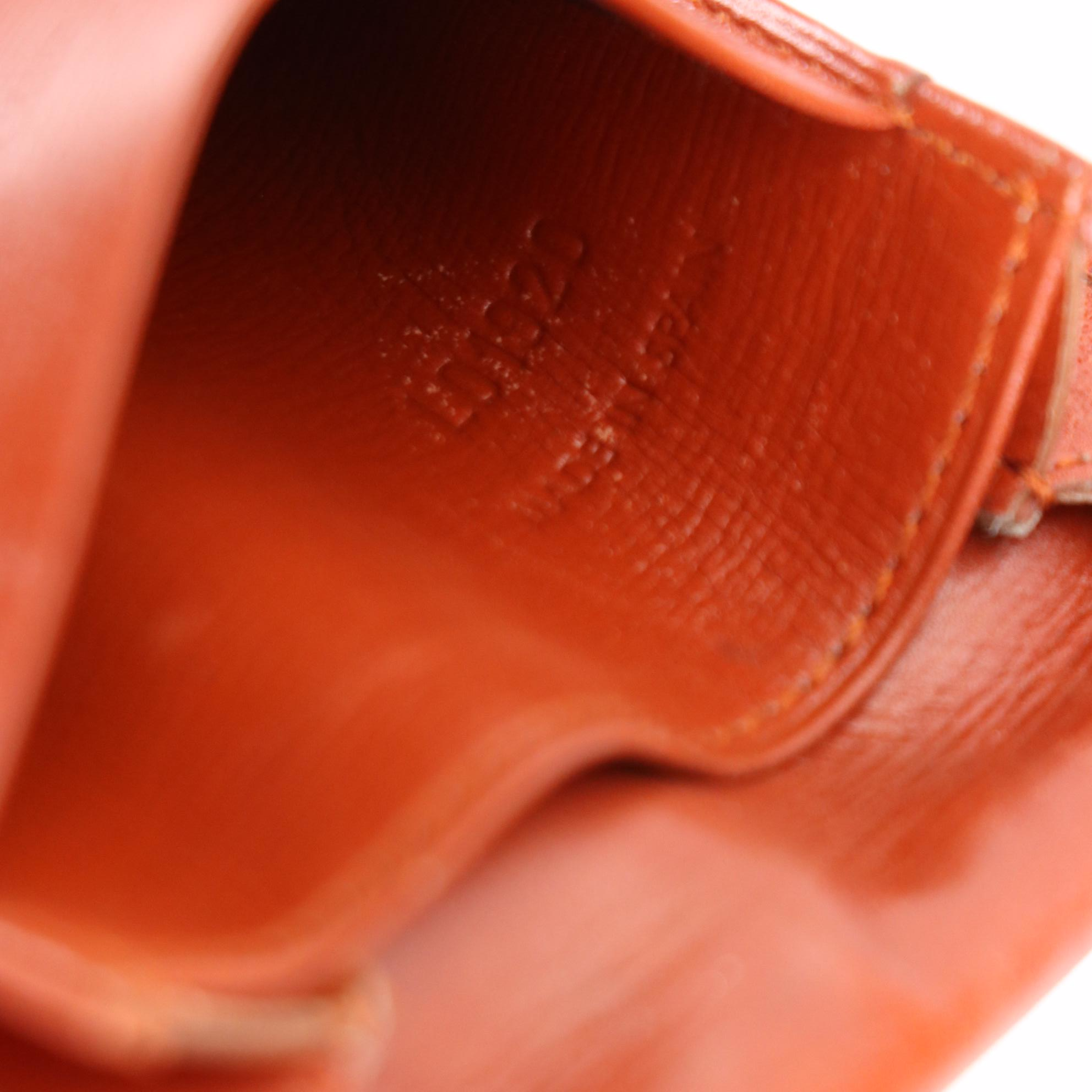 Louis Vuitton Coin Purse in Kenyan Fawn Epi Leather